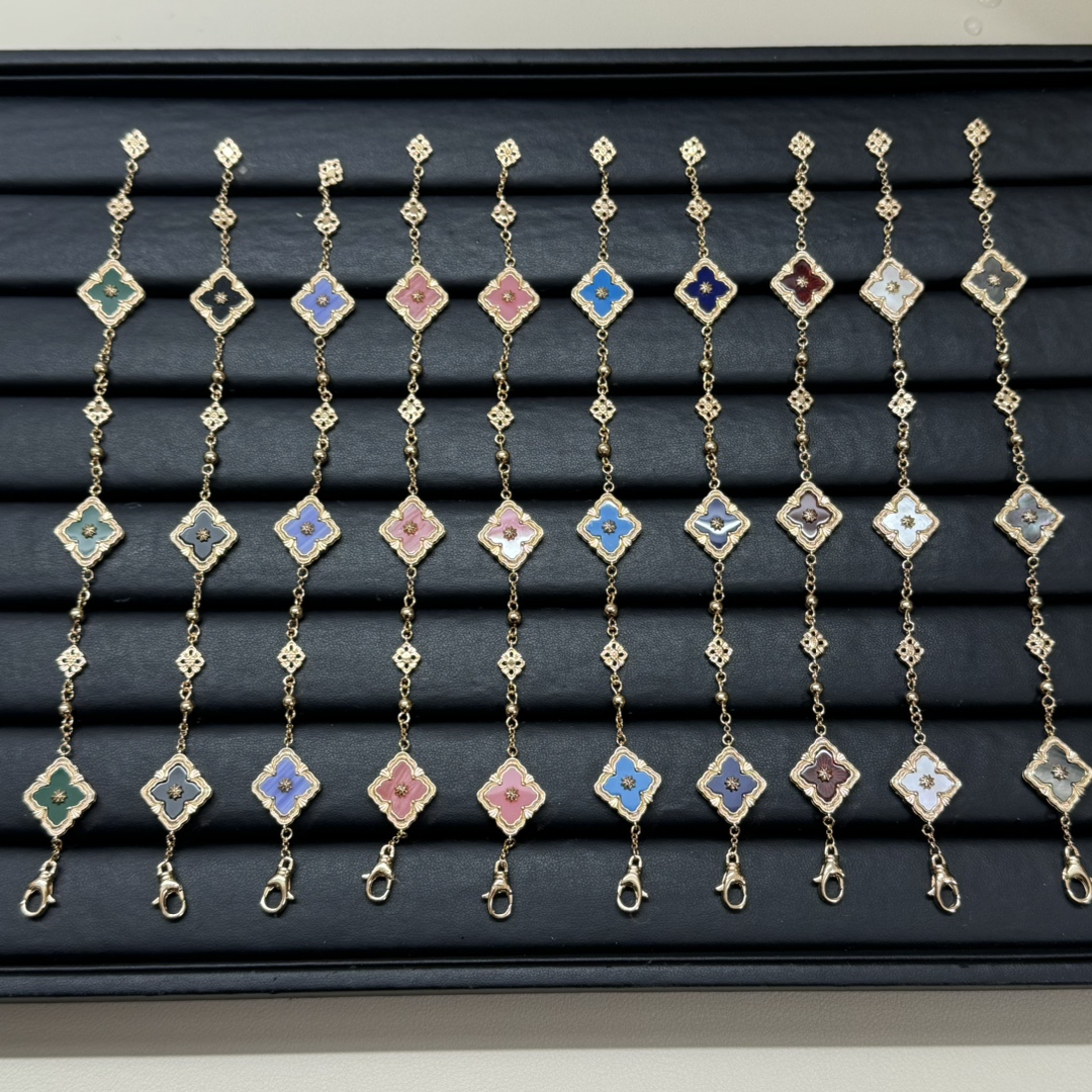 NO:101962,Buchelati Three-flower bracelet with diamonds on the back and can be worn on both sides, Buchela, bracelet19860909布契拉提 三花手链 背面有钻款 双面可戴哦,布契拉,bracelet,Jewelry