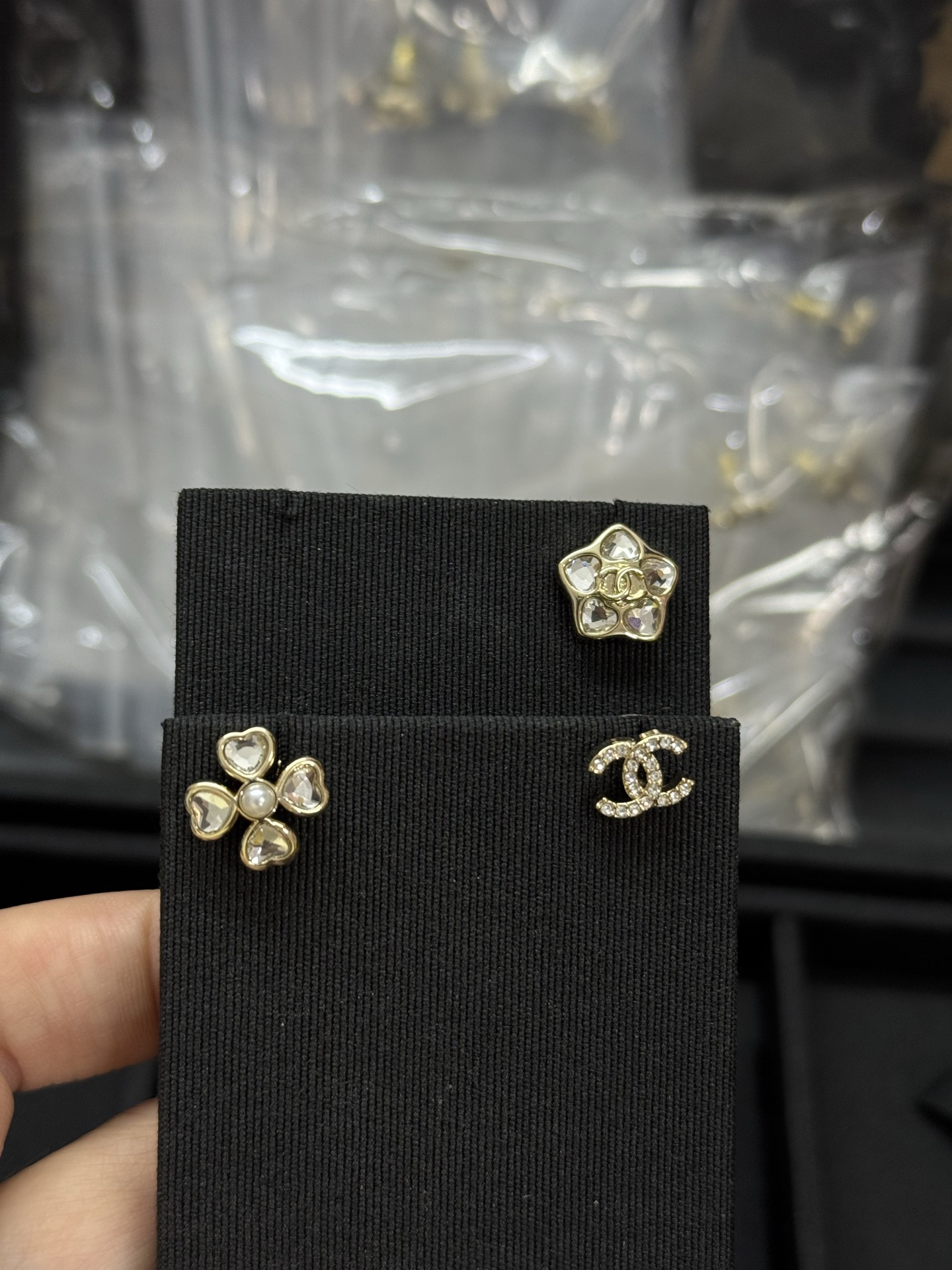 NO:360511,Xiaoxiang's new three-in-one love four-leaf clover five-pointed star double C stud earrings, Chanel earrings, chanel19860909小香新款三合一爱心四叶草五角星双c耳钉,香奈儿耳钉,chanel,Jewelry