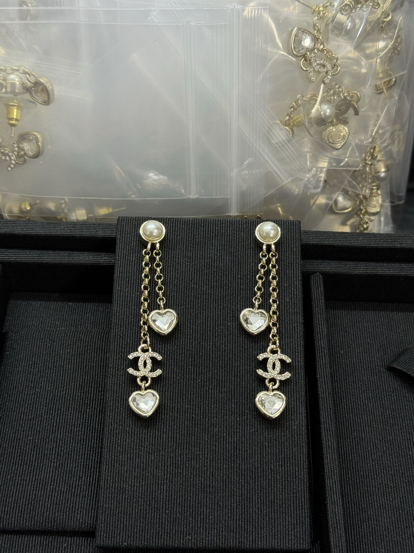 NO:360882,Xiaoyuan's new love rhinestone tassel earrings, Chanel earrings, chanel, earrings19860909小猿新款爱心水钻流苏耳环,香奈儿耳钉,chanel,earrings,Jewelry