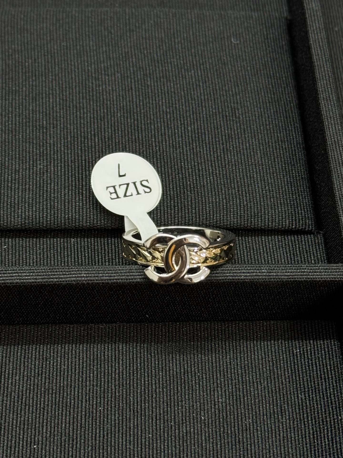 NO:360872,Xiaoxiang new chain double C color block ring, Chanel ring, chanel, ring19860909小香新款链条双c拼色戒指,香奈儿戒指,chanel,ring,Jewelry