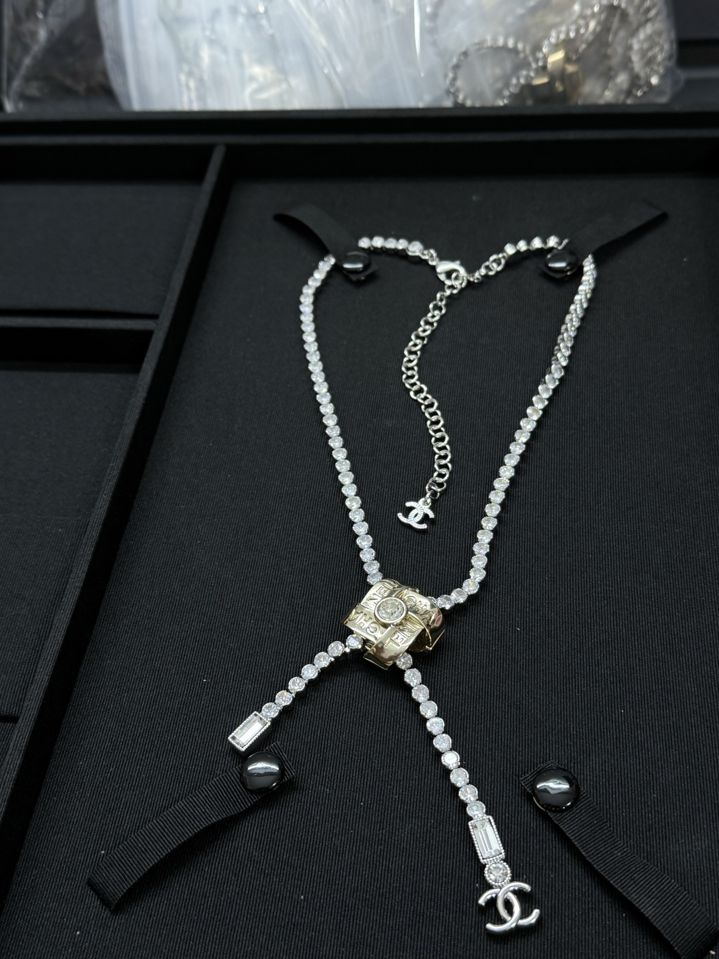 NO:361316,Xiaoxiang new high-end handmade rhinestone square buckle pendant tassel necklace, Chanel necklace, chanel, necklace19860909小香新款高级感手工水钻方扣吊坠流苏项链,香奈儿项链,chanel,necklace,Jewelry