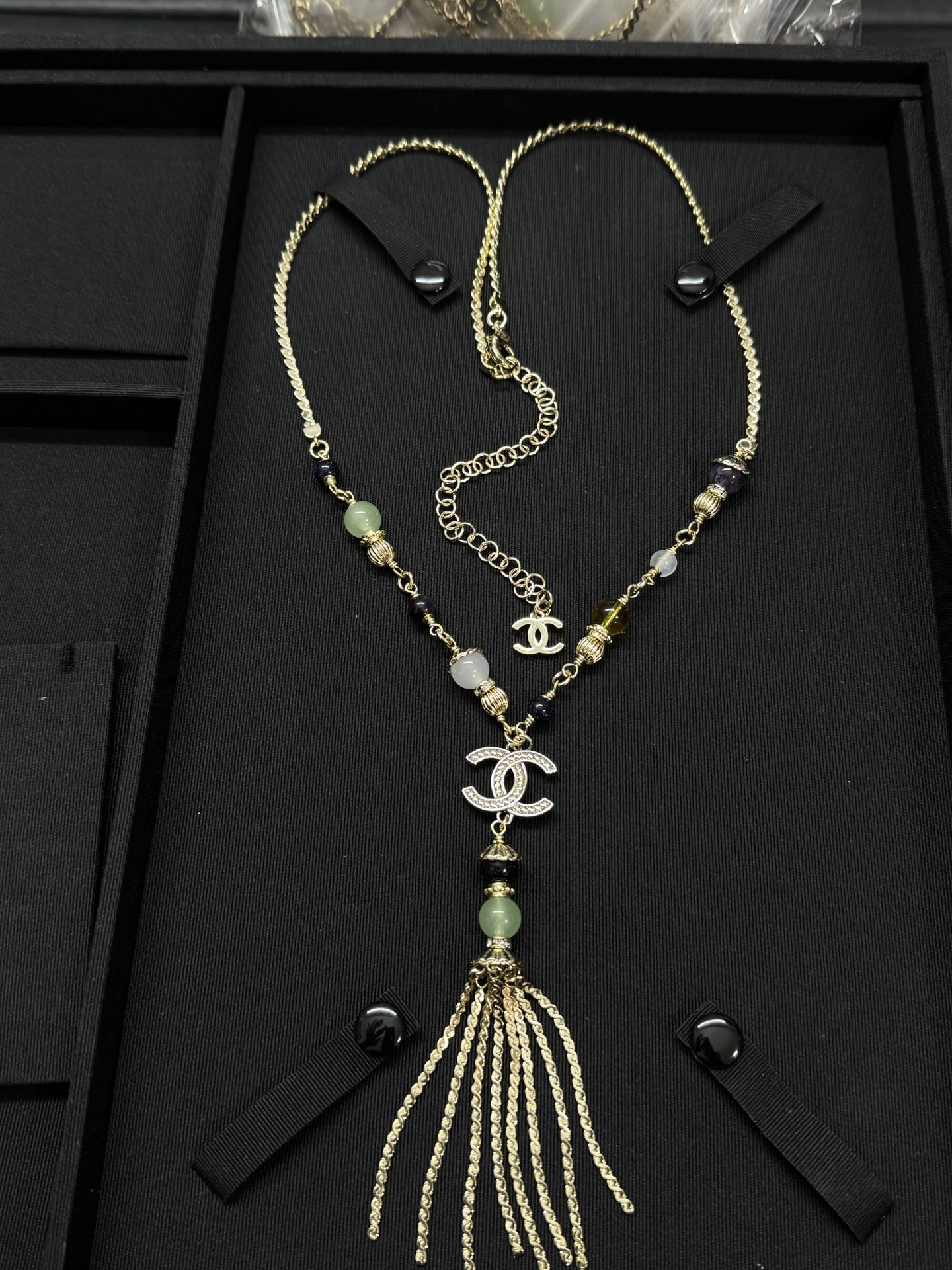 NO:361404,Xiaoxiang new colored glass bead snake bone chain tassel necklace long sweater chain, Chanel necklace, chanel, sweaters, necklace19860909小香新款彩色琉璃珠蛇骨链流苏项链长款毛衣链,香奈儿项链,chanel,sweaters,necklace,Jewelry