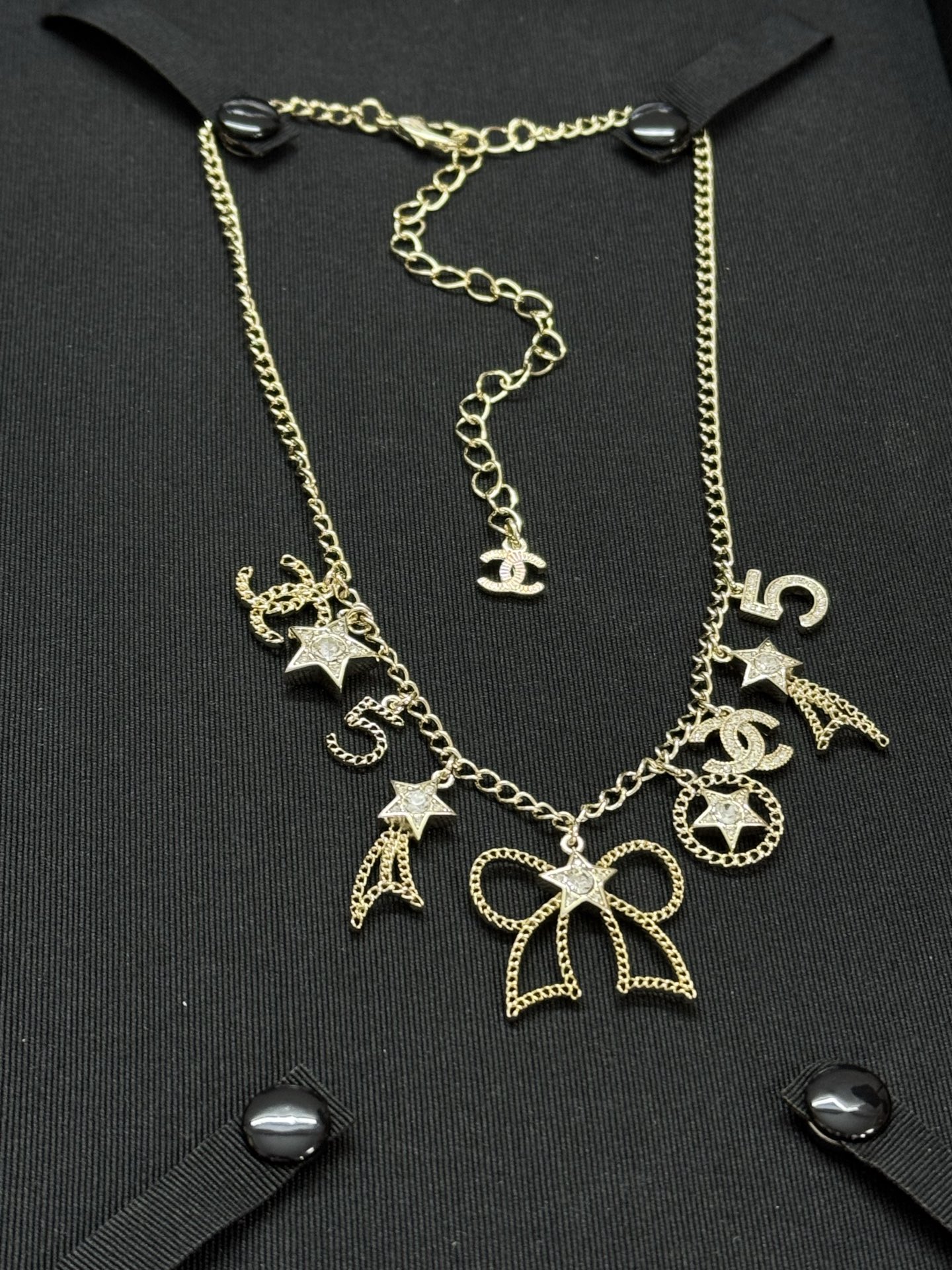 NO:361750,Xiaoxiang new heavy industry bow five-pointed star round double c multi-element multi-accessory necklace, Chanel necklace, chanel, necklace19860909小香新款重工蝴蝶结 五角星 圆形 双c 多元素多配件项链,香奈儿项链,chanel,necklace,Jewelry