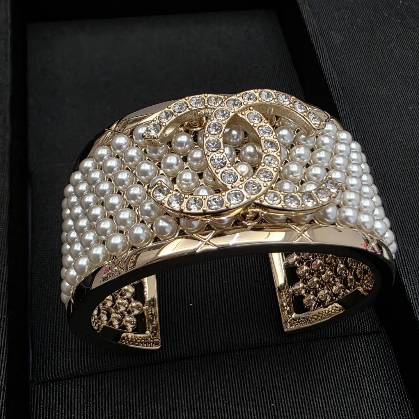 NO:741510,Xiaoxiang bracelet with personality, Chanel bracelet, chanel, bracelet19860909小香手镯 有个性,香奈儿手镯,chanel,bracelet,Jewelry