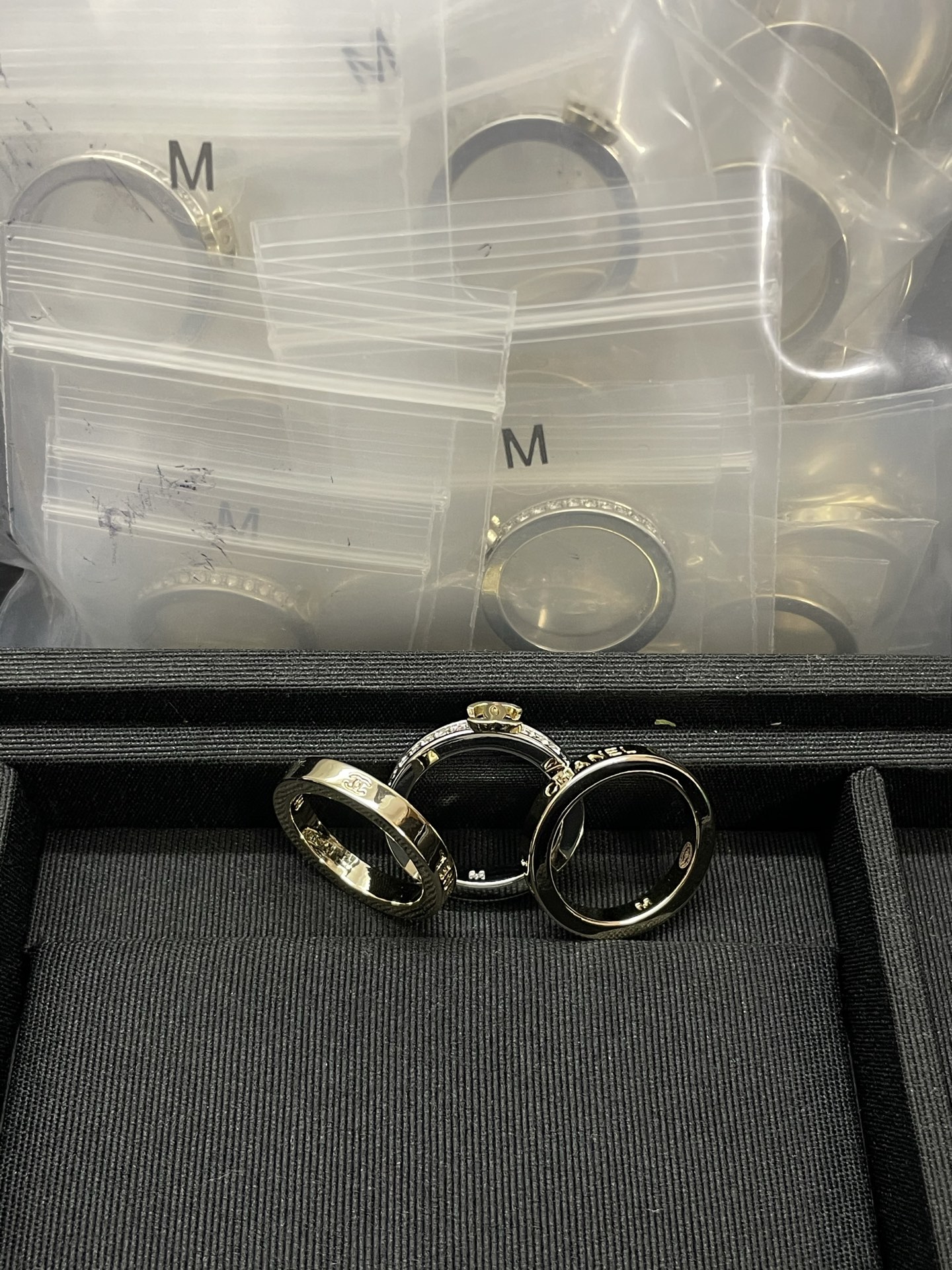 NO:766354,Xiaoxiang's new color matching three-in-one ring No. 678, Chanel ring, chanel, ring19860909小香新款拼色三合一戒指 678号,香奈儿戒指,chanel,ring,Jewelry