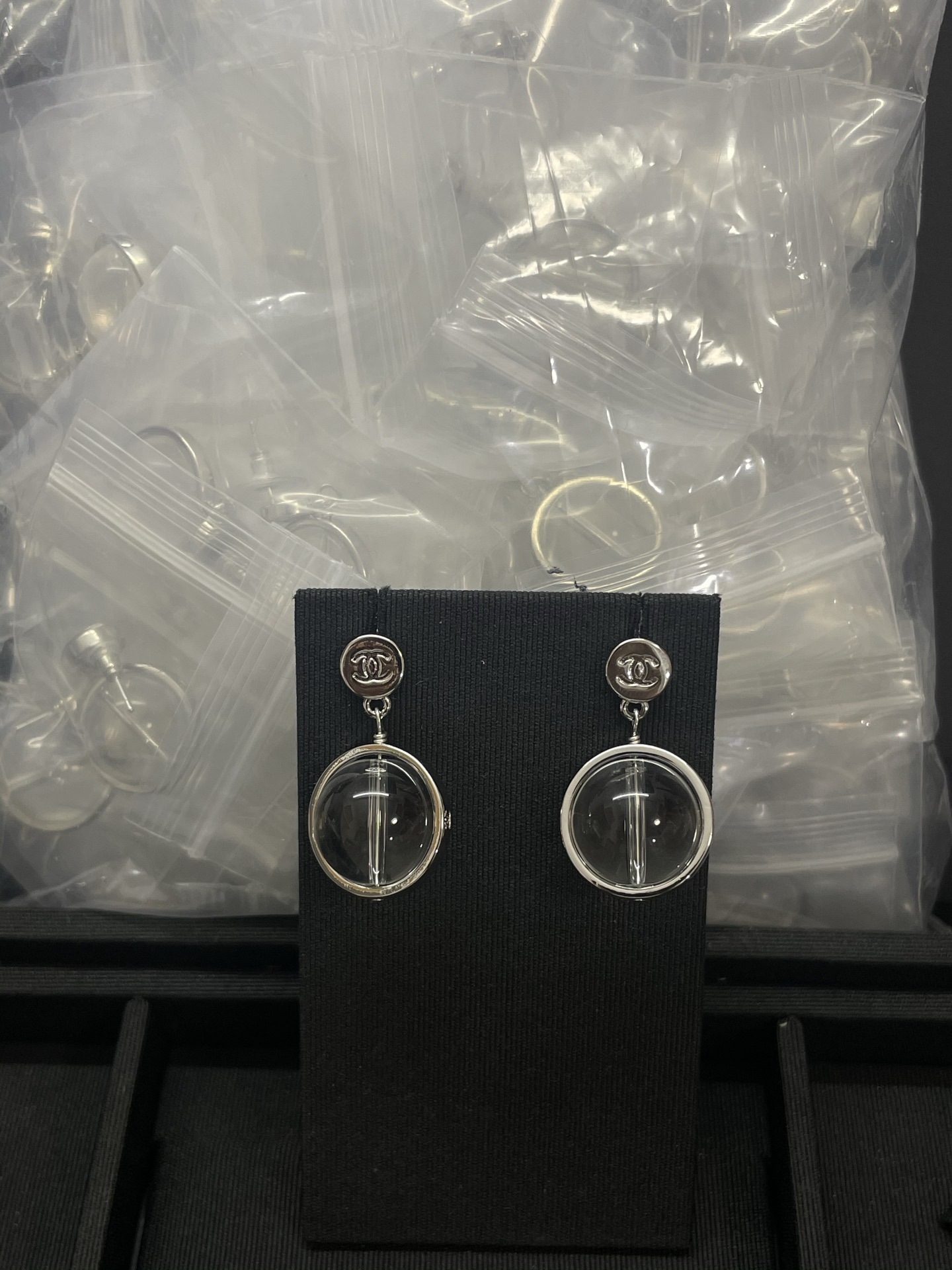 NO:766764,Xiaoxiang's new white crystal ball earrings, Chanel earrings, chanel, earrings19860909小香新款白水晶球耳环,香奈儿耳钉,chanel,earrings,Jewelry