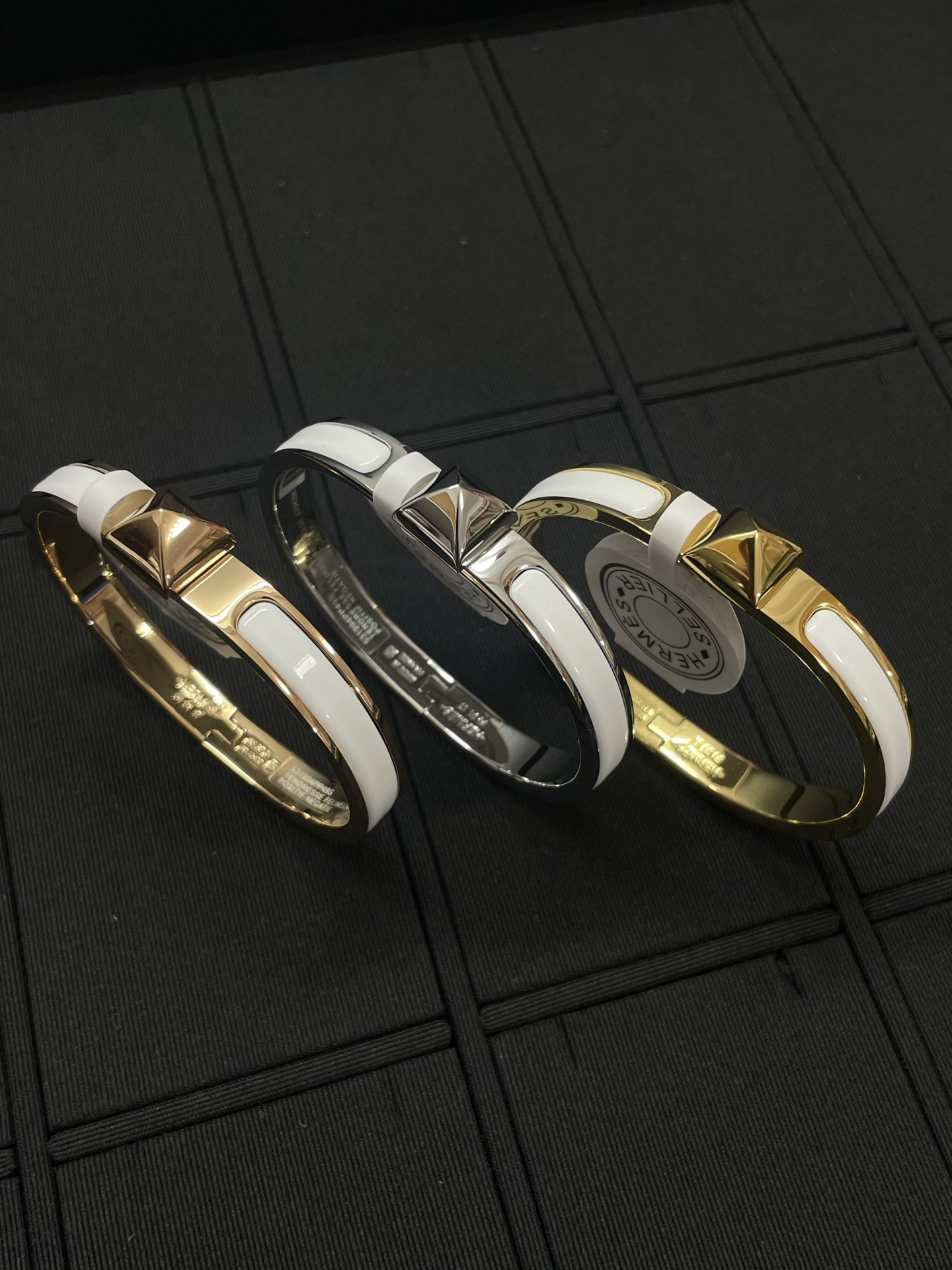 NO:857610,Hermes new medor bracelet No. 17,Hermes bracelet,hermes,bracelet19860909爱马仕新款medor手镯 17号,爱马仕手镯,hermes,bracelet,Jewelry