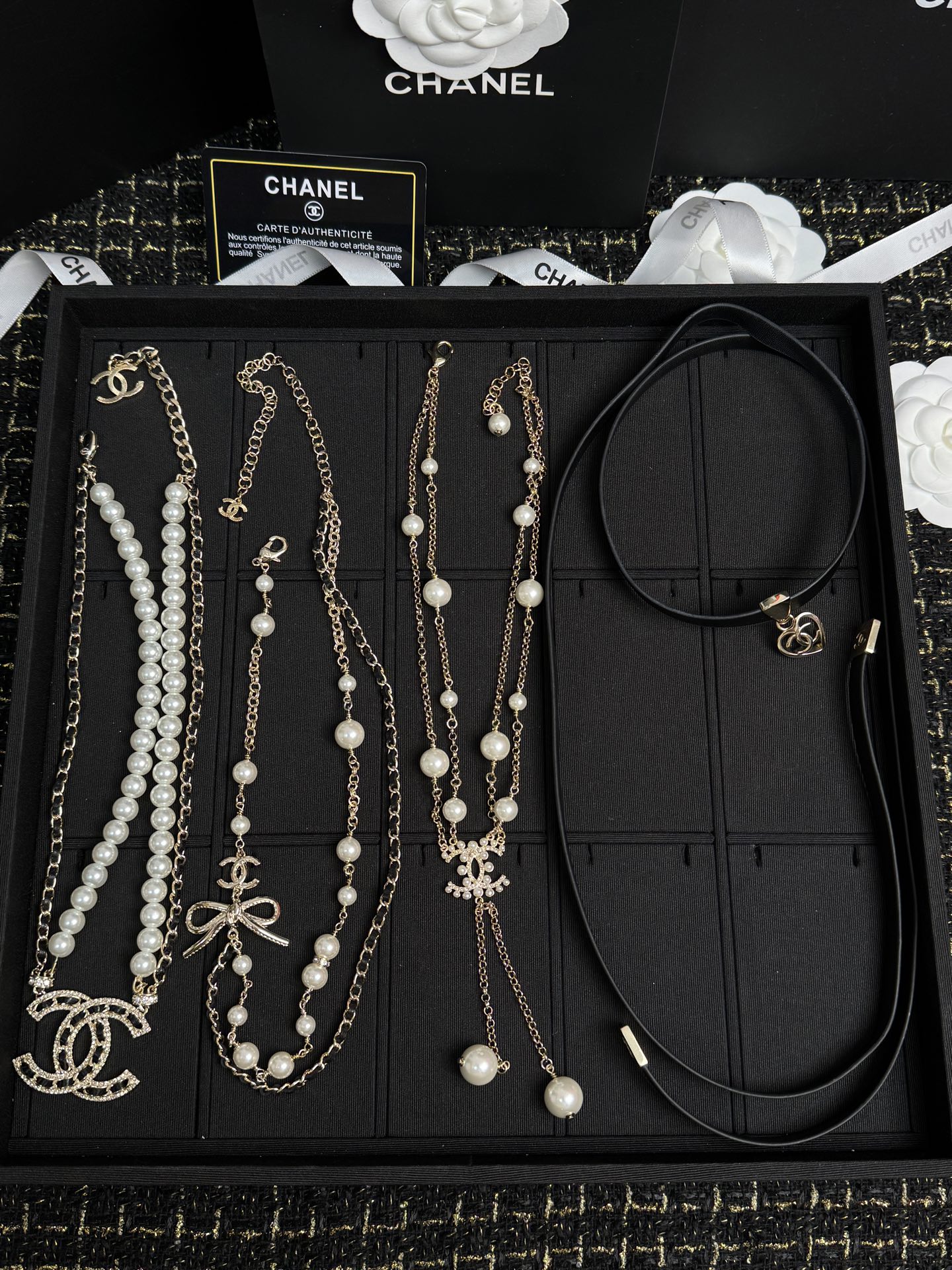 NO:938568,Xiaoxiang's real photos of choker necklaces, long necklaces, pearl necklaces, leather cord necklaces, etc. ~ Collection picture pallet ⑨, Chanel collection, chanel, necklace19860909小香实拍 choker颈链 长款项链 珍珠项链 穿皮绳项链等～ 集合图货盘 ⑨,香奈儿集合,chanel,necklace,Jewelry