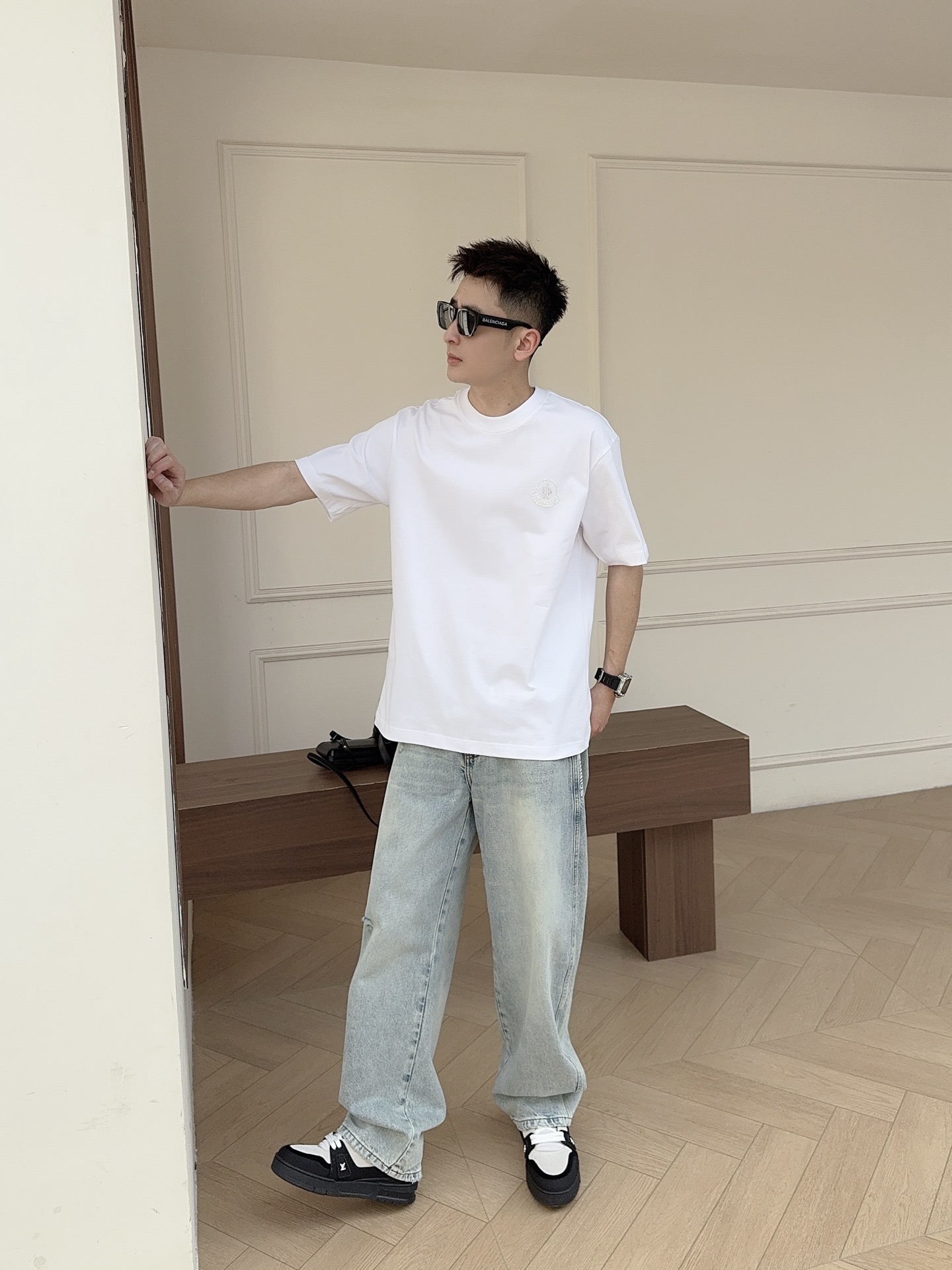 NO:744528,Mongolian mouth 2026 spring and summer new model - micro-wide version. Fabric pure cotton. Color black white. Size M-2XL. Item No. 181, Moncler,19860909蒙口 2026 春夏新款-微阔版 面料纯棉 颜色黑色 白色 尺码M-2XL 货号181,,Moncler,,Men's clothing