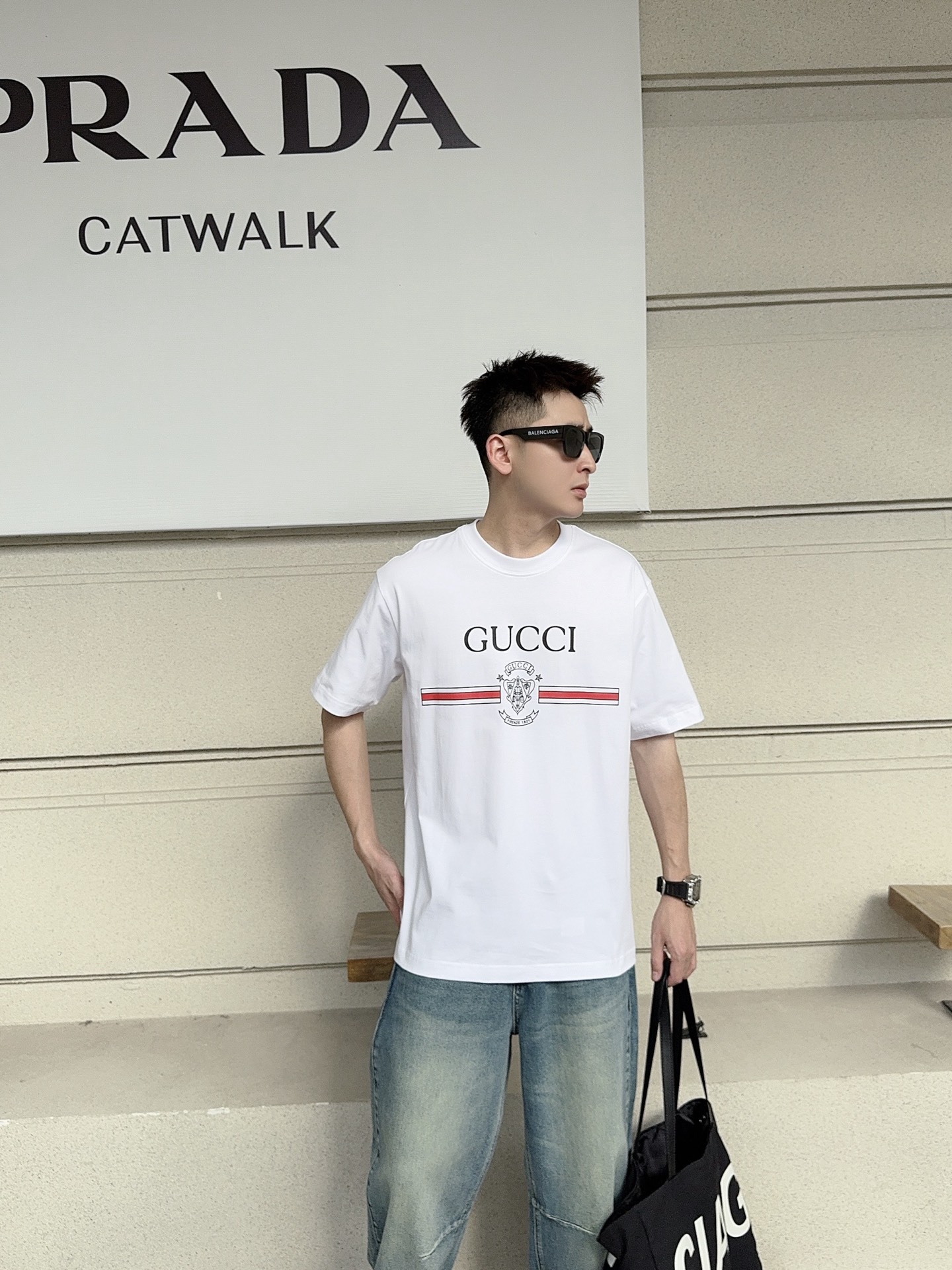 NO:744516,Gucci 2026 Spring and Summer New Style-Micro Wide Version Fabric Pure Cotton Color Black White Size M-2XL Item No. 189,,gucci,19860909古驰 2026 春夏新款-微阔版 面料纯棉 颜色黑色 白色 尺码M-2XL 货号189,,gucci,,Men's clothing