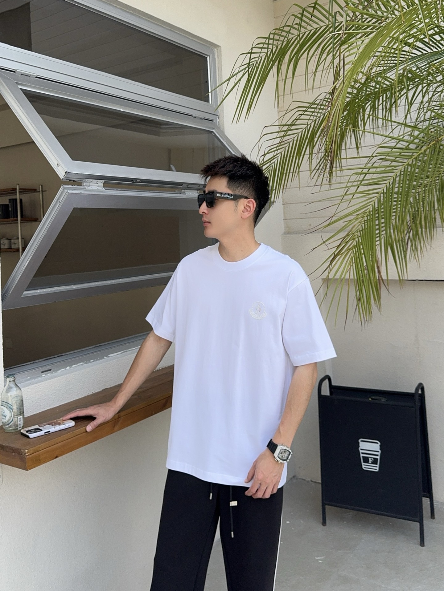 NO:829824,Mongolian mouth 2026 spring and summer new model - micro-wide version. Fabric pure cotton. Color black white. Size M-2XL. Item No. 181, Moncler,19860909蒙口 2026 春夏新款-微阔版 面料纯棉 颜色黑色 白色 尺码M-2XL 货号181,,Moncler,,Men's clothing