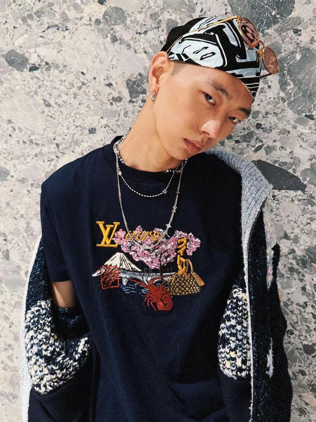 NO:488551,Model upper body picture, alexander wang19860909模特上身图,,alexander wang,Men's clothing