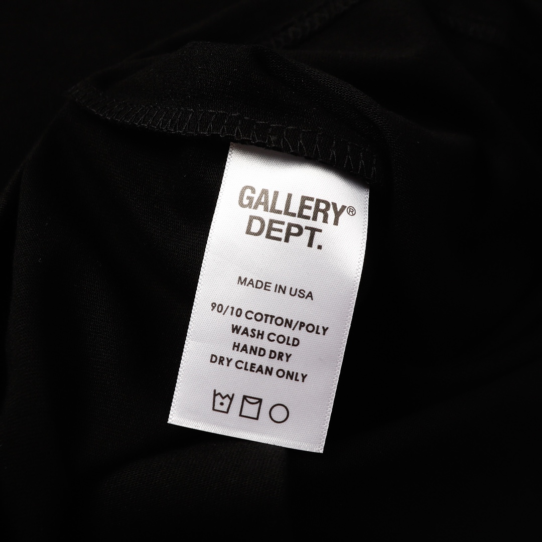 P53 GALLERY.DEPT
 夏季新款短袖
颜色：黑 杏 黄
码数：S M L XL