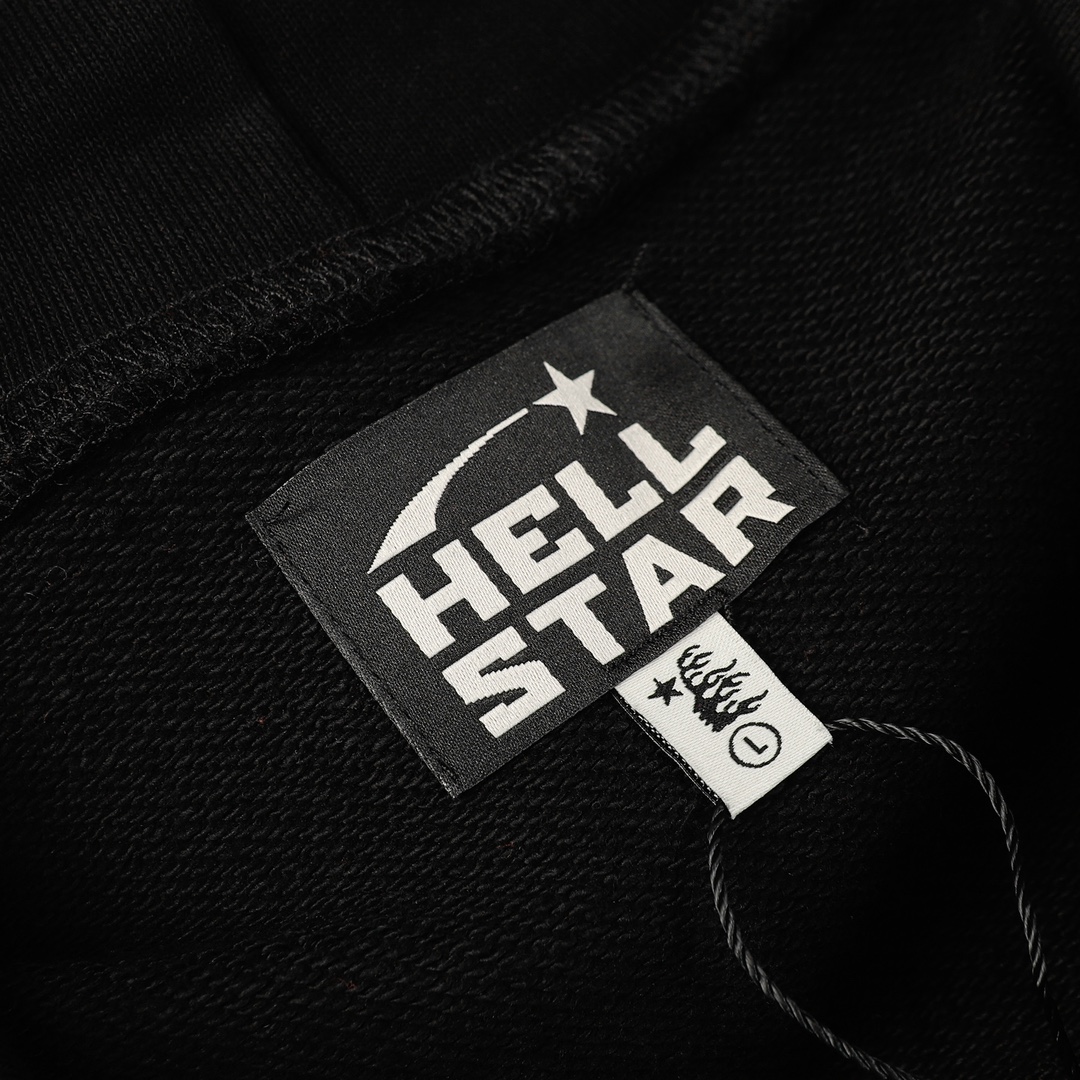 上衣P105 裤子P95 一套200
  Hellstar 地狱之星
美式系列潮 卫衣带帽子工艺字母绘图长裤
颜色：桔色 黑色
码数：S M L XL
