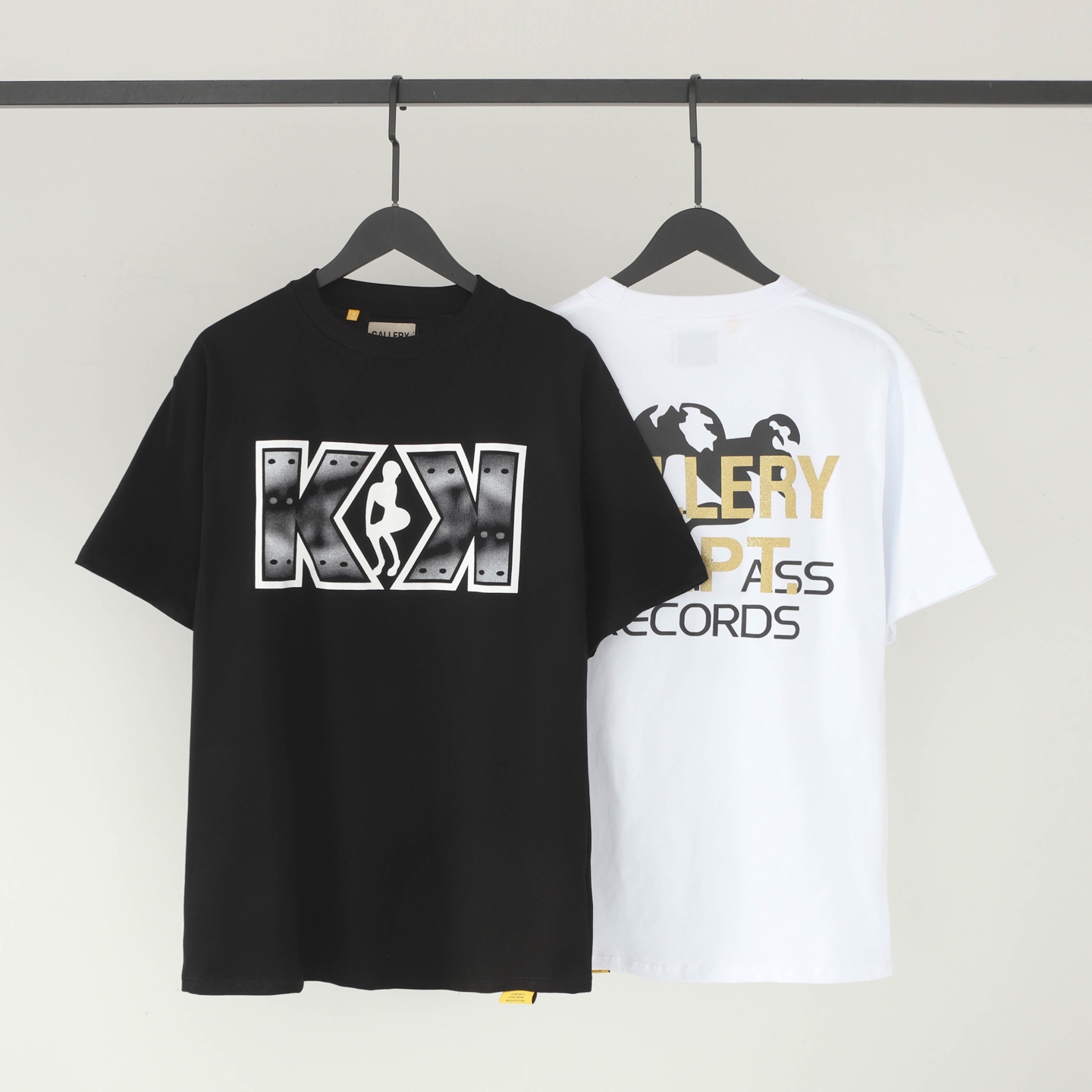 💰120 GALLEY. DEPT. Section number: zao D3321 Colour: Black & White Number of codes: S M L XL - 图片 2