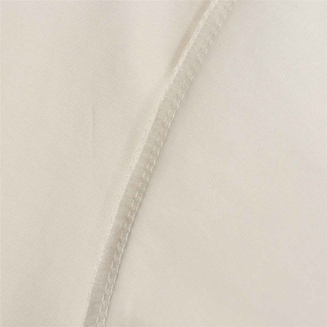 Burberry/巴宝莉 25ss 战马徽标拼色发泡印花短袖T恤-Chinese UA Cheap High Quatity Brand Clothes Bags handbags Sneakers wholesale wholesaler seller from China Factory suppliers Fashion Clothing Shoes best Quality Beautiful Price Burberry/巴宝莉 25ss 战马徽标拼色发泡印花短袖T恤