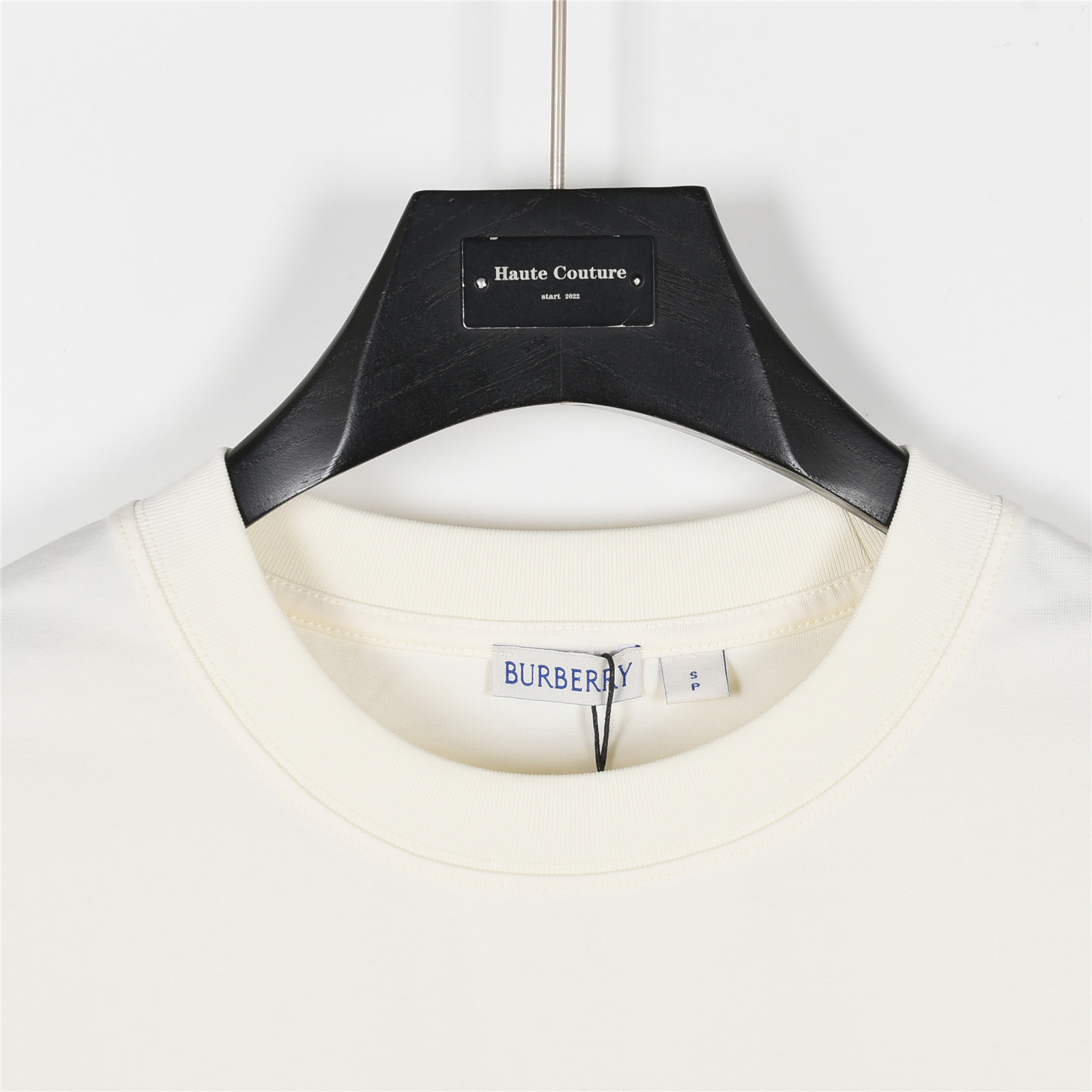 Burberry/巴宝莉 25ss 条纹印花战马刺绣短袖T恤 Burberry/巴宝莉 25ss 条纹印花战马刺绣短袖T恤