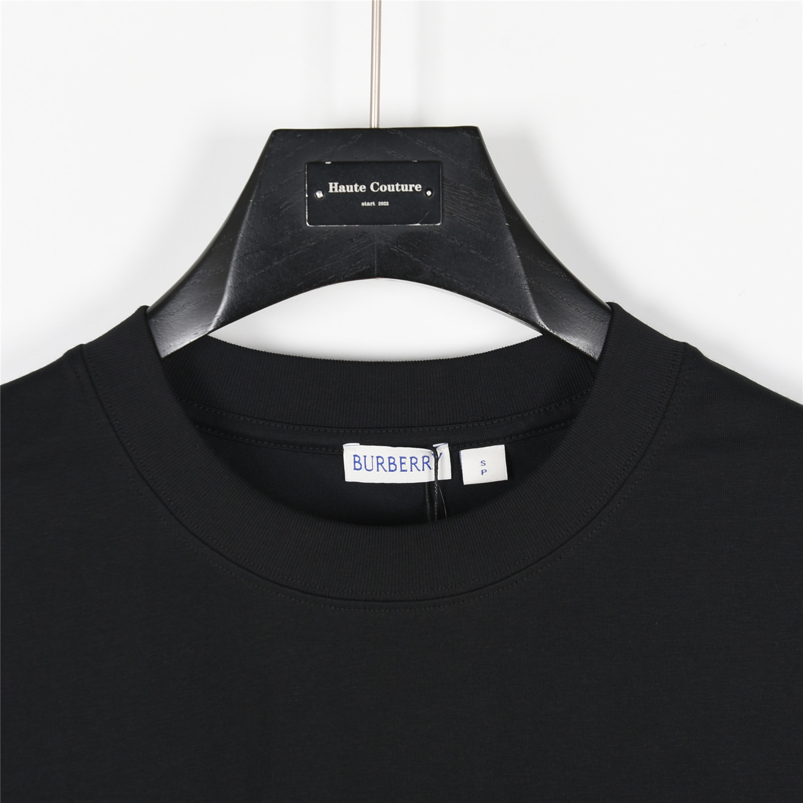 Burberry/巴宝莉 25ss 条纹印花战马刺绣短袖T恤