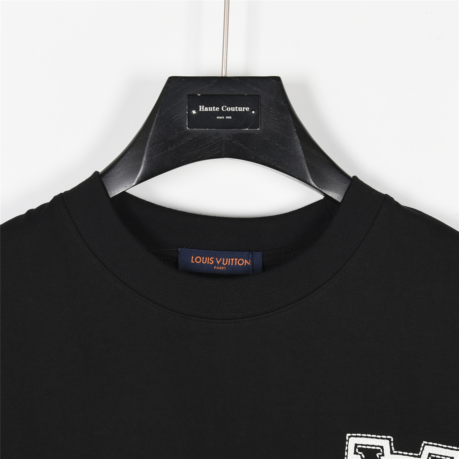 Louis Vuitton/路易威登 25ss 立体刺绣苞芯logo短袖T恤