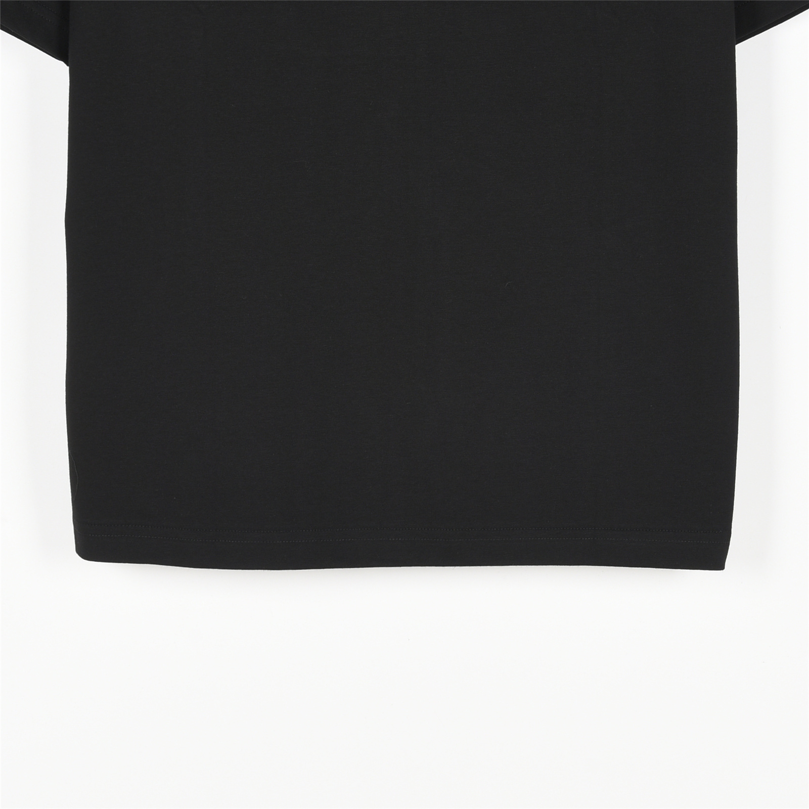Gucci/古驰 25ss 喷绘大logo短袖T恤