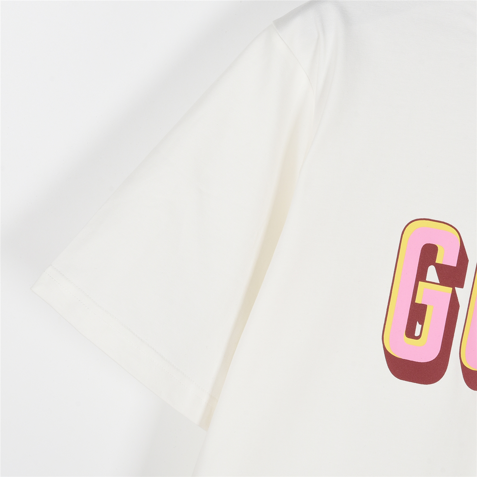 Gucci/古驰 25ss 红领及logo撞色发泡印花短袖T恤