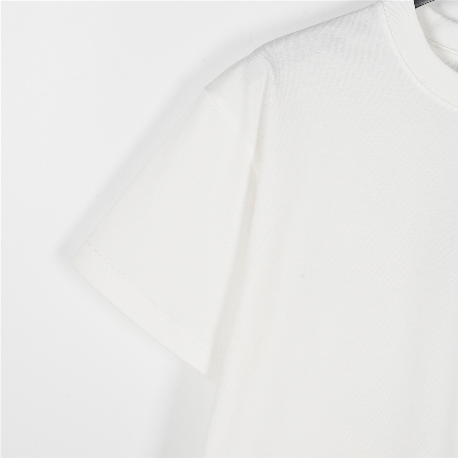 Louis Vuitton/路易威登 25ss 手绘彩色logo涂鸦短袖T恤黑色 白色-Chinese UA Cheap High Quatity Brand Clothes Bags handbags Sneakers wholesale wholesaler seller from China Factory suppliers Fashion Clothing Shoes best Quality Beautiful Price Louis Vuitton/路易威登 25ss 手绘彩色logo涂鸦短袖T恤黑色 白色