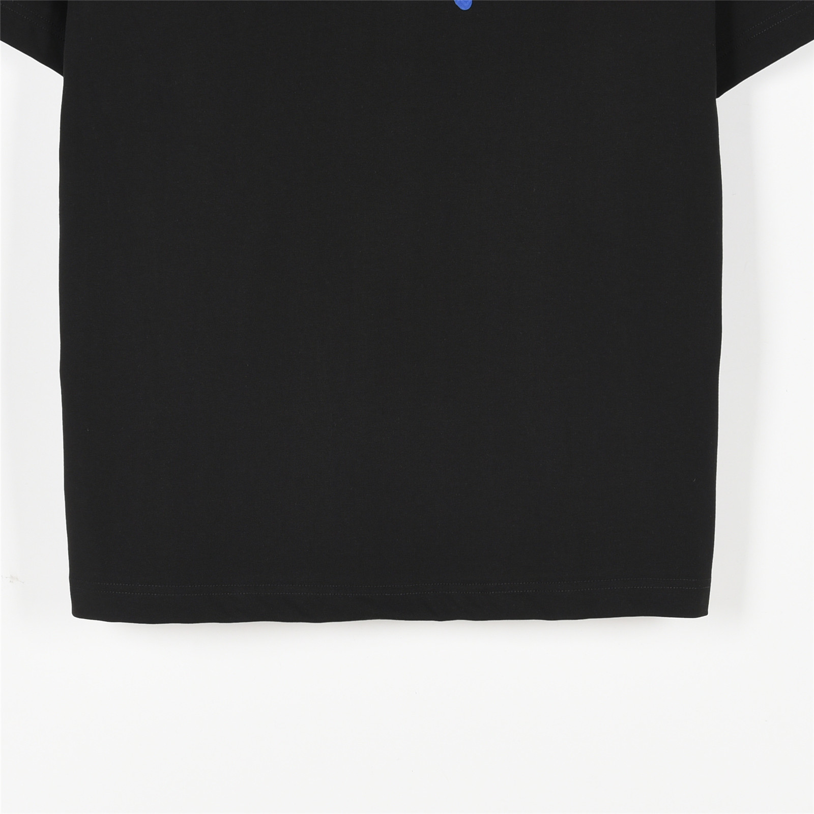 Louis Vuitton/路易威登 25ss 彩虹logo立体发泡印花短袖T恤 黑色 白色