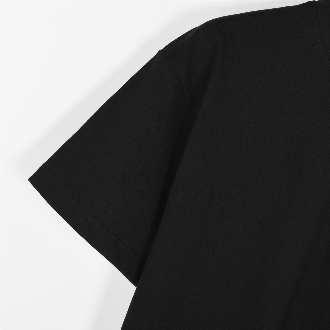 Fendi/芬迪 25ss Fendilicious披萨图案刺绣短袖T恤
