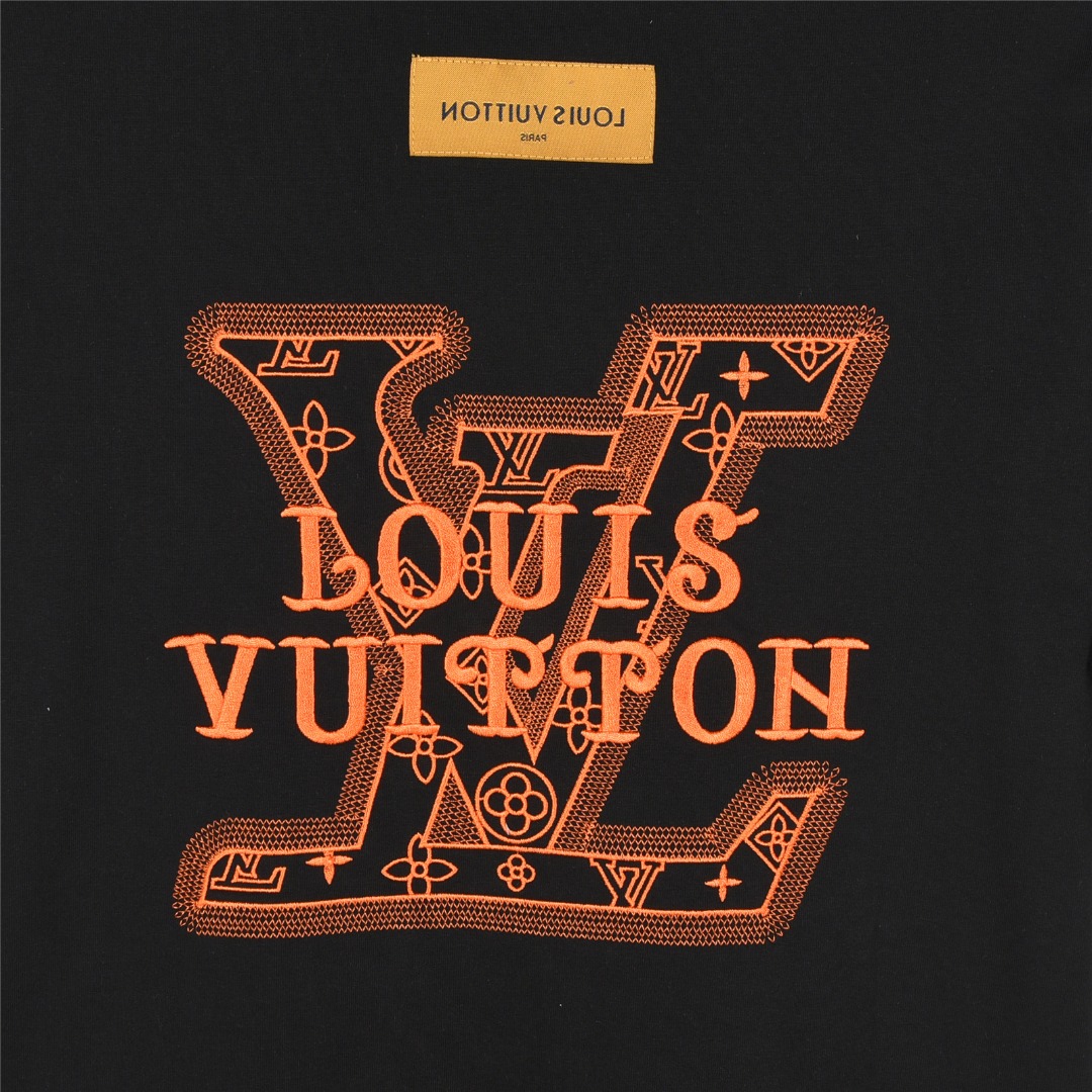 Louis Vuitton/路易威登 25ss 立体大logo字母绳绣短袖T恤