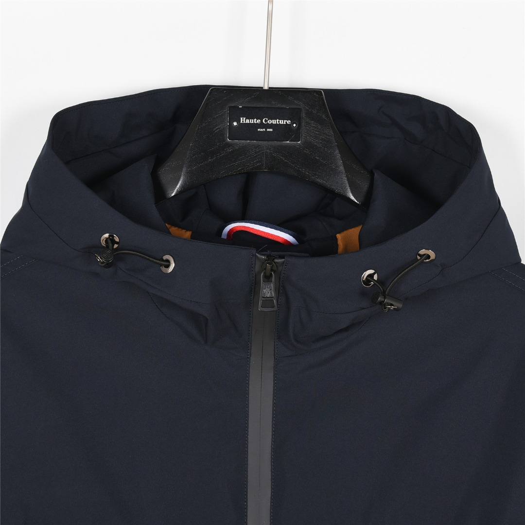 Moncler/蒙口 25ss 小标刺绣拉链连帽夹克外套 藏青
