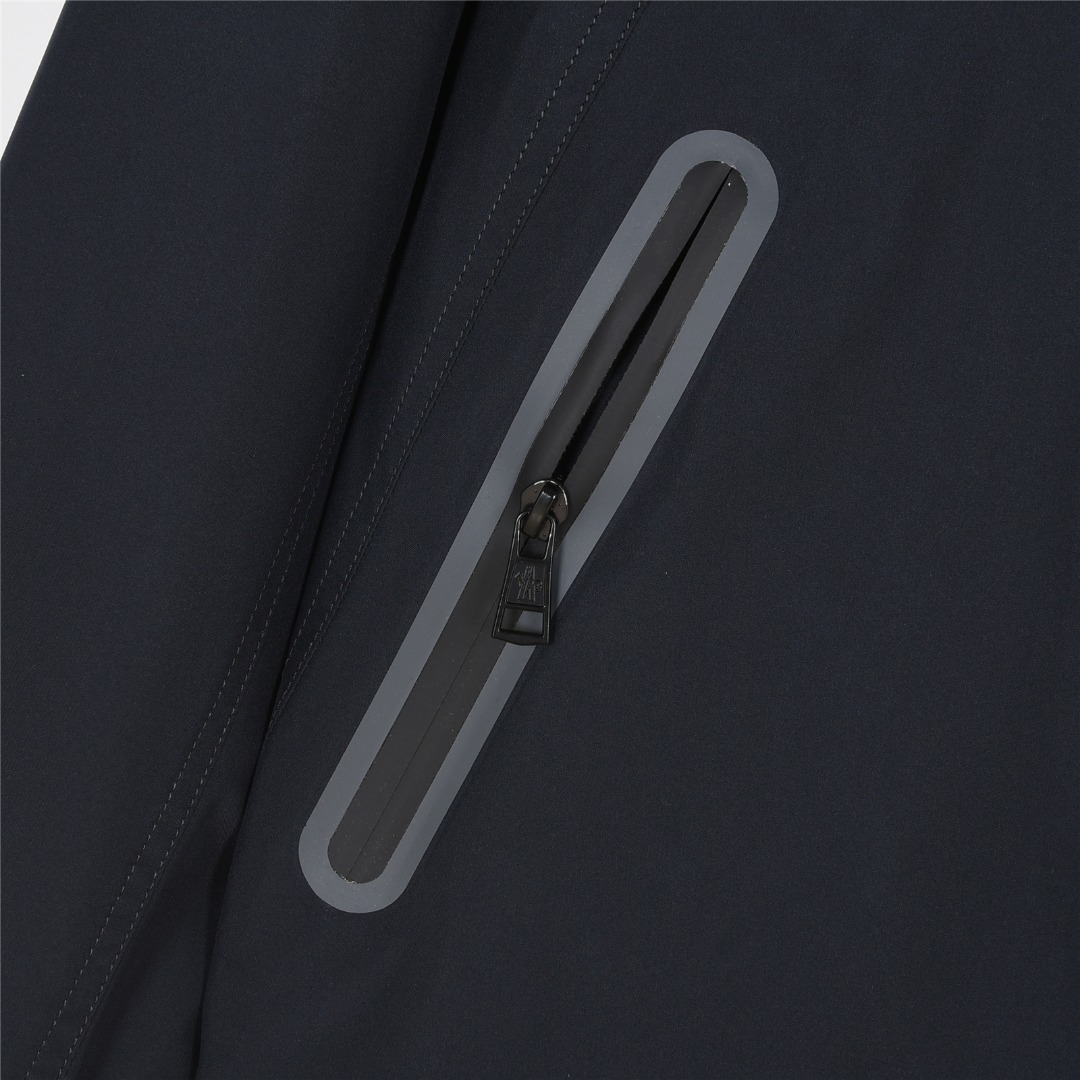 Moncler/蒙口 25ss 小标刺绣拉链连帽夹克外套 藏青