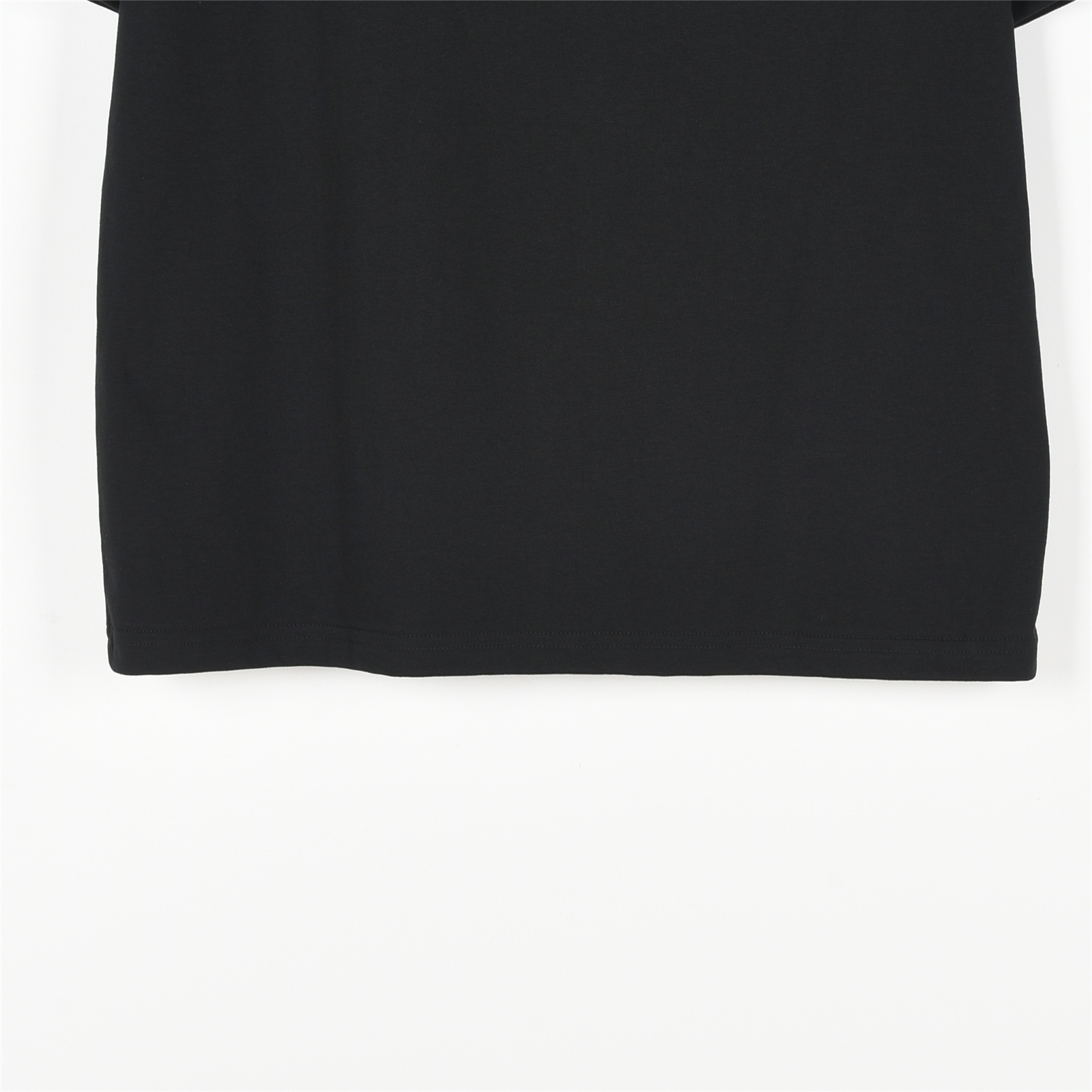 Loewe/罗意威 25ss 联名Suna Fujita 兔子徽标刺绣短袖T恤黑色 花灰色-Chinese UA Cheap High Quatity Brand Clothes Bags handbags Sneakers wholesale wholesaler seller from China Factory suppliers Fashion Clothing Shoes best Quality Beautiful Price Loewe/罗意威 25ss 联名Suna Fujita 兔子徽标刺绣短袖T恤黑色 花灰色