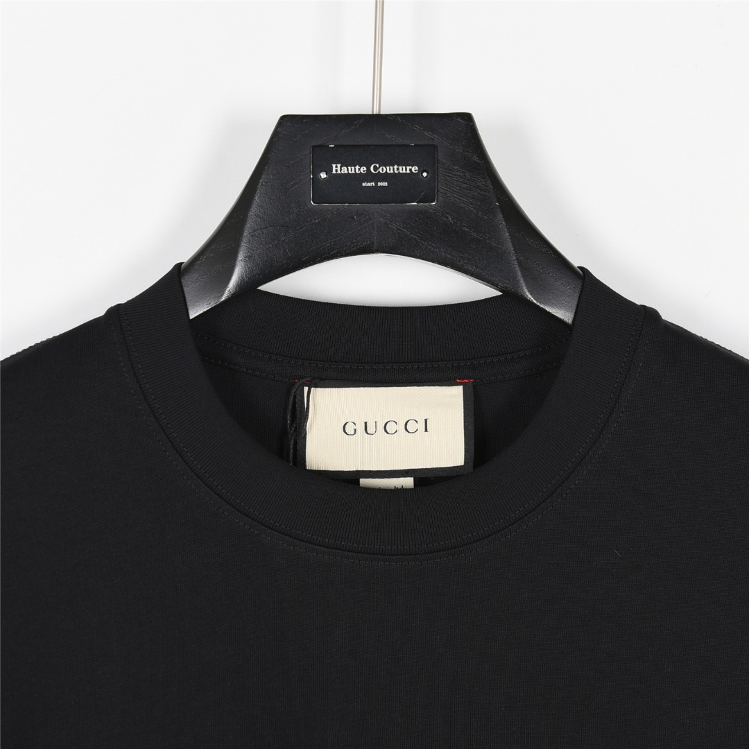 Gucci/古驰 25ss 立体浮雕压花字母logo短袖T恤
