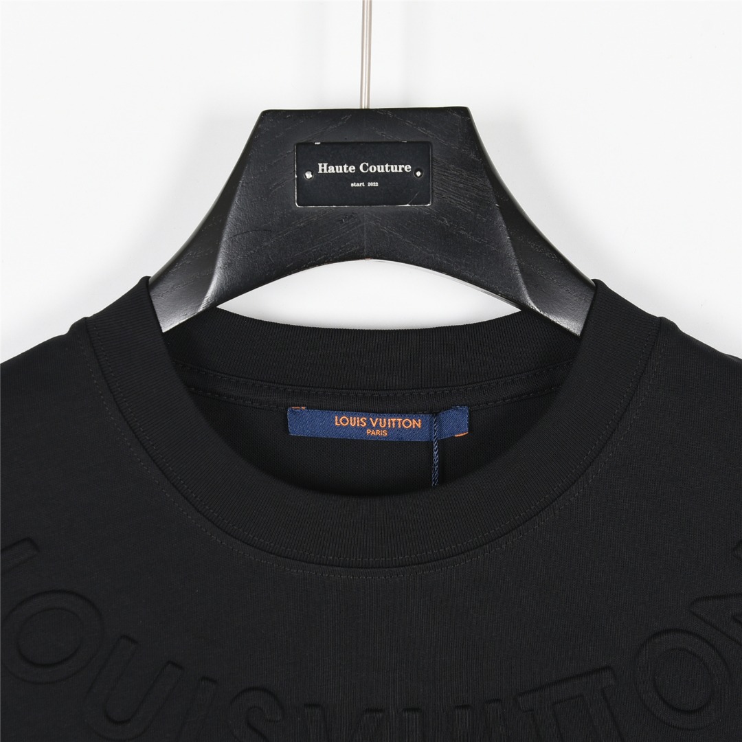 Louis Vuitton/路易威登 25ss 领口压花浮雕字母logo短袖T恤