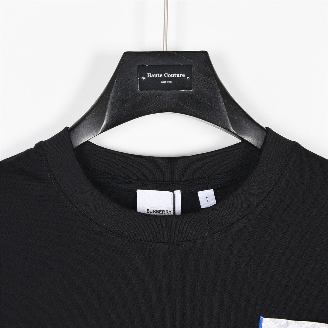 Burberry/巴宝莉 25ss 皮革口袋刺绣战马短袖T恤
