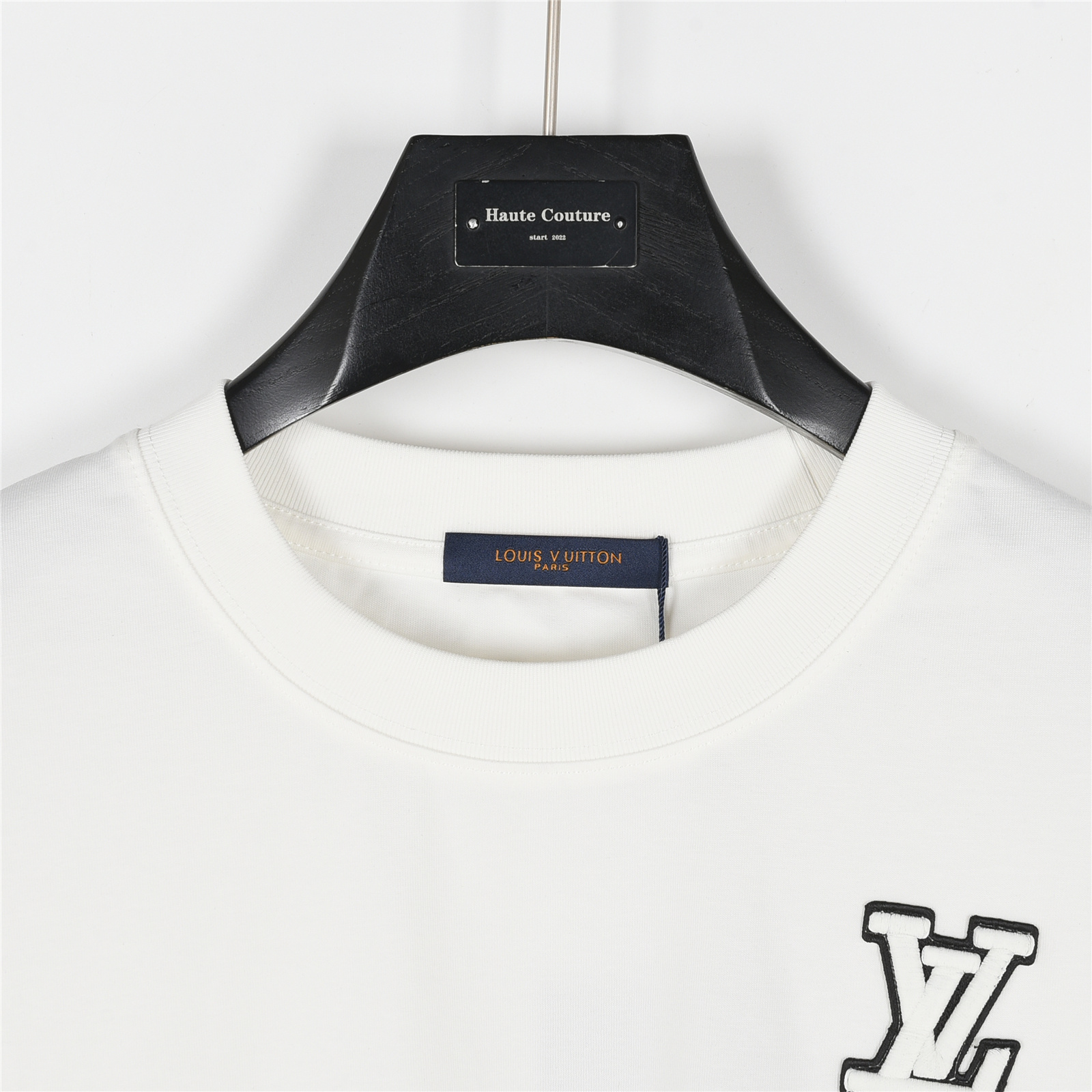 Louis Vuitton/路易威登 25ss 胸口立体苞芯logo刺绣短袖T恤
