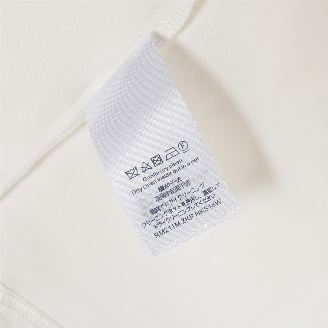 Louis Vuitton/路易威登 25ss 胸口立体苞芯logo刺绣短袖T恤