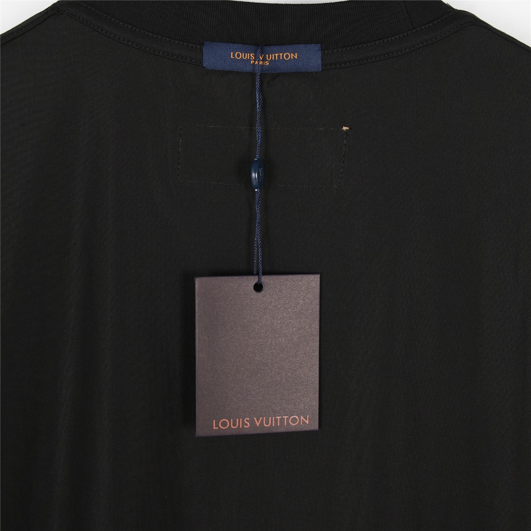 Louis Vuitton/路易威登 25ss 胸口立体苞芯logo刺绣短袖T恤