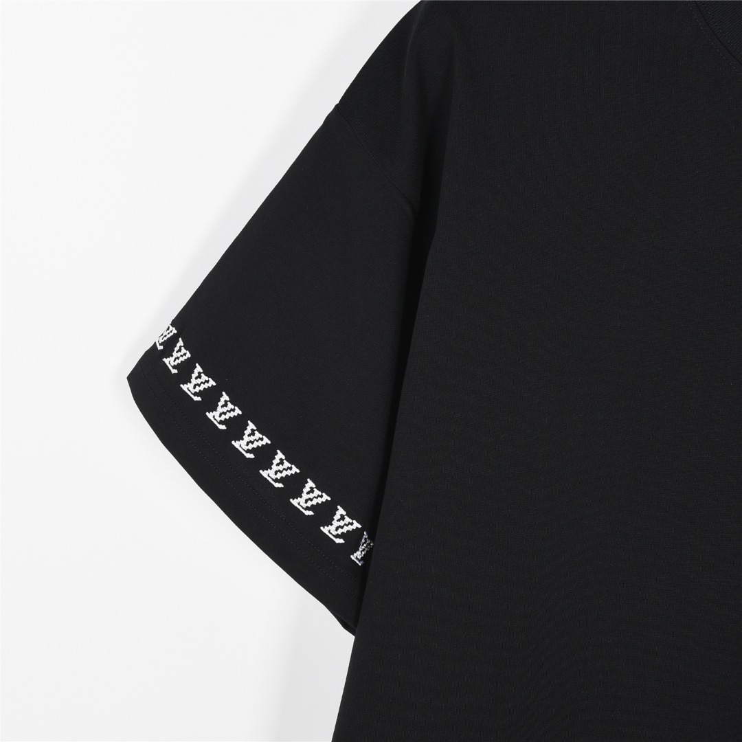 Louis Vuitton/路易威登 25ss 袖子logo极简字母刺绣短袖T恤