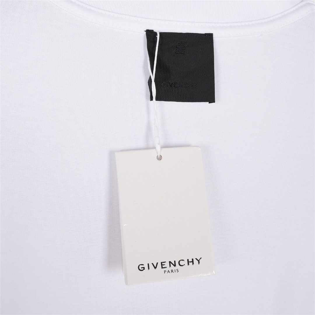 Givenchy 纪梵希 25ss 领口logo字母发泡印花项链短袖T恤-Chinese UA Cheap High Quatity Brand Clothes Bags handbags Sneakers wholesale wholesaler seller from China Factory suppliers Fashion Clothing Shoes best Quality Beautiful Price Givenchy 纪梵希 25ss 领口logo字母发泡印花项链短袖T恤