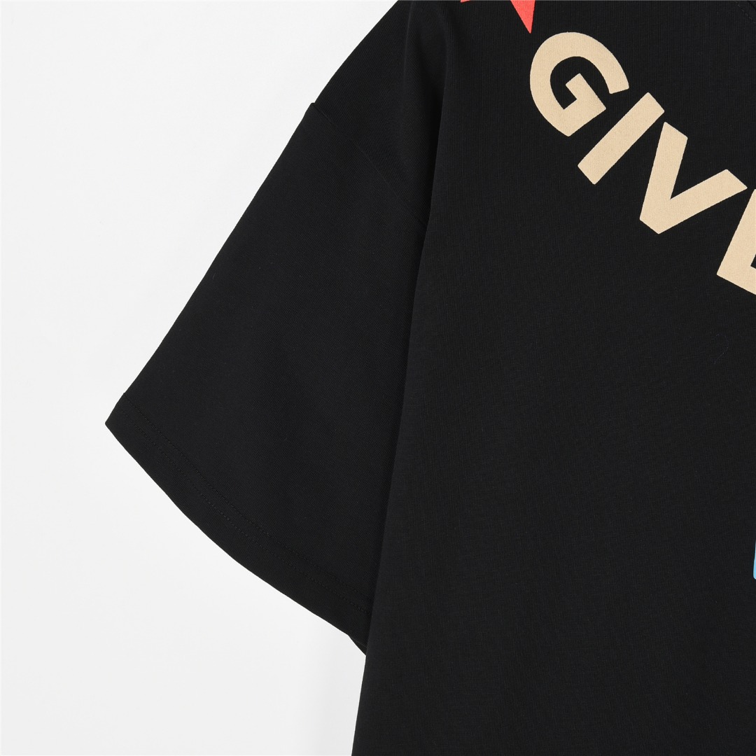 Givenchy/纪梵希 25ss 领口logo字母发泡印花项链短袖T恤