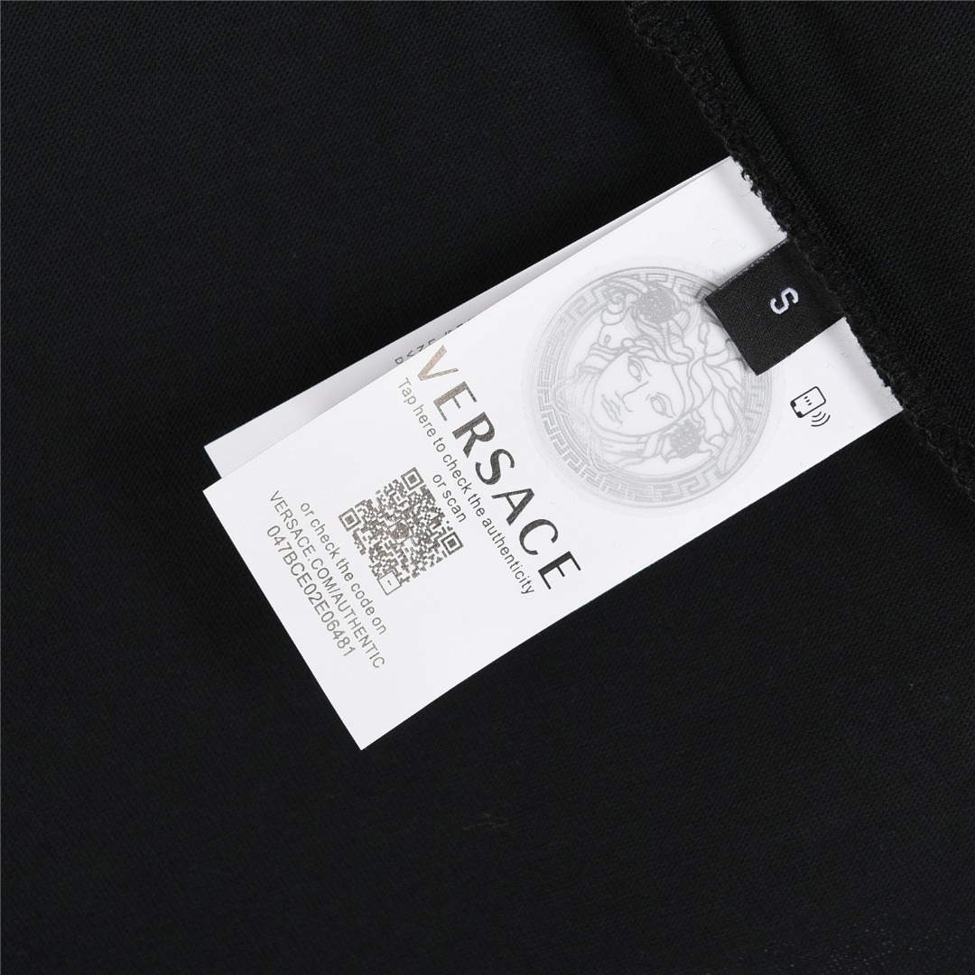 Versace/范思哲 方格美杜莎头像印花logo短袖T恤