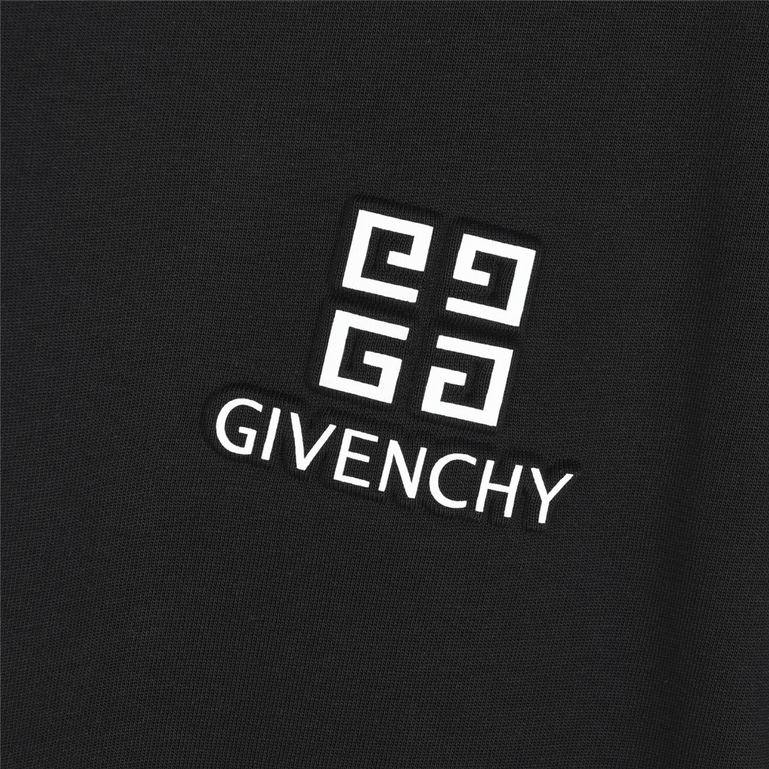 Givenchy/纪梵希 25ss 前后四宫格字母立体凹凸印花短袖T恤