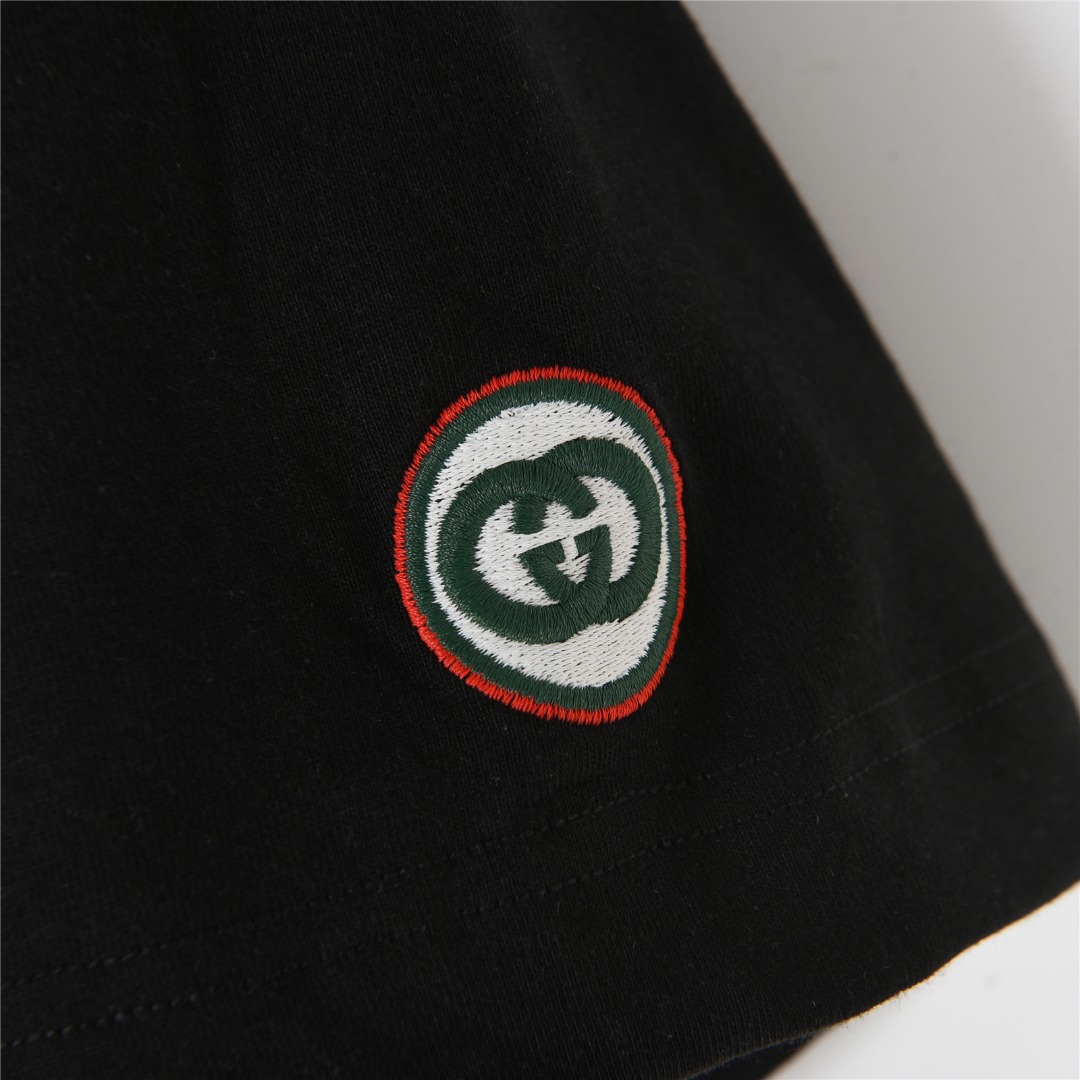 Gucci/古驰 25ss 彩色logo及袖口双G刺绣短袖T恤