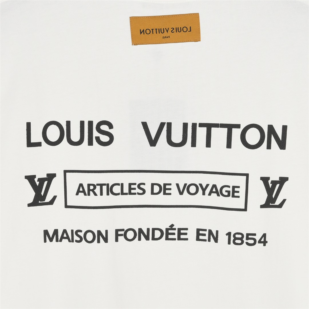 Louis Vuitton/路易威登 25ss 后背字母logo发泡印花短袖T恤 Louis Vuitton/路易威登 25ss 后背字母logo发泡印花短袖T恤