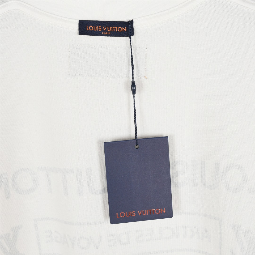 Louis Vuitton/路易威登 25ss 后背字母logo发泡印花短袖T恤 Louis Vuitton/路易威登 25ss 后背字母logo发泡印花短袖T恤