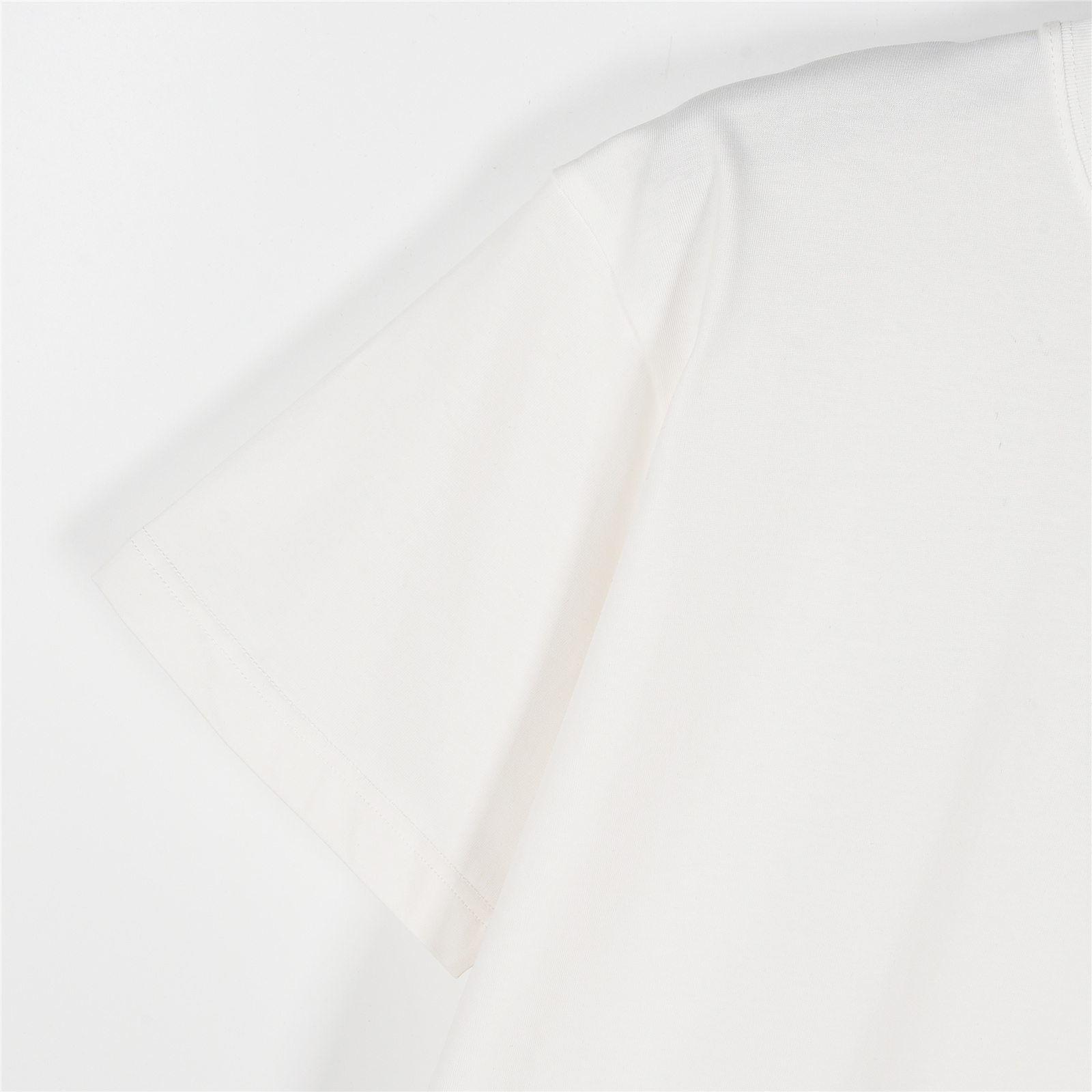 Louis Vuitton/路易威登 25ss 反转圆标小标logo刺绣短袖T恤 黑色 白色