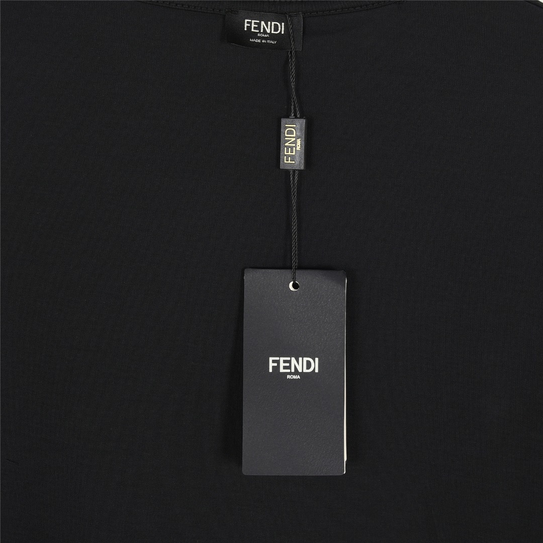 Fendi/芬迪 皮革饰边拉链口袋短袖T恤
