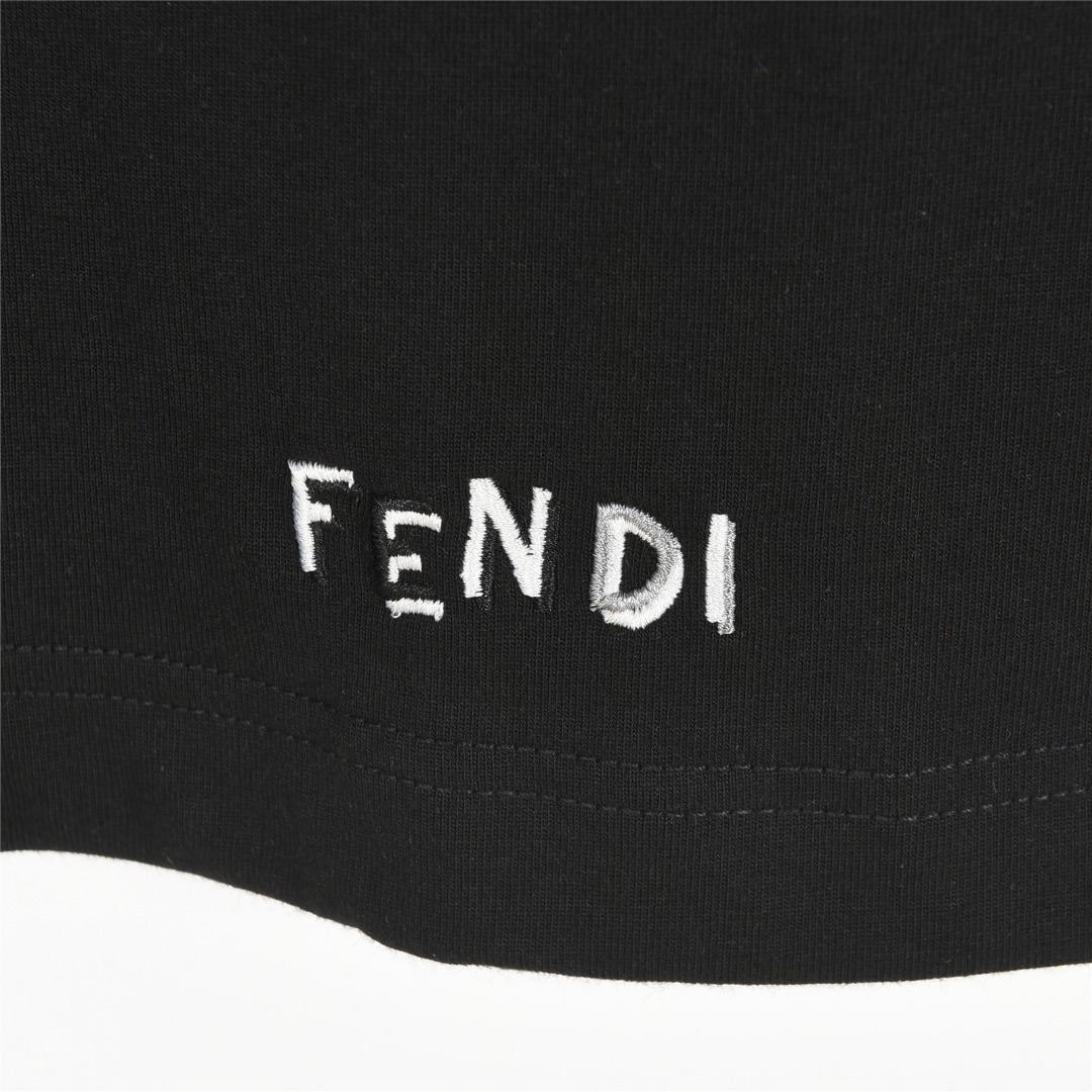 FENDI/芬迪 25ss 老花拼布恶魔烫钻小眼睛刺绣短袖T恤 黑色 白色