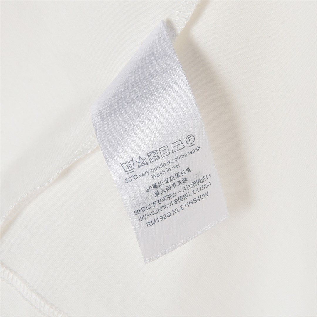 Louis Vuitton/路易威登 25ss 后背链条圆圈刺绣短袖T恤-Chinese UA Cheap High Quatity Brand Clothes Bags handbags Sneakers wholesale wholesaler seller from China Factory suppliers Fashion Clothing Shoes best Quality Beautiful Price Louis Vuitton/路易威登 25ss 后背链条圆圈刺绣短袖T恤